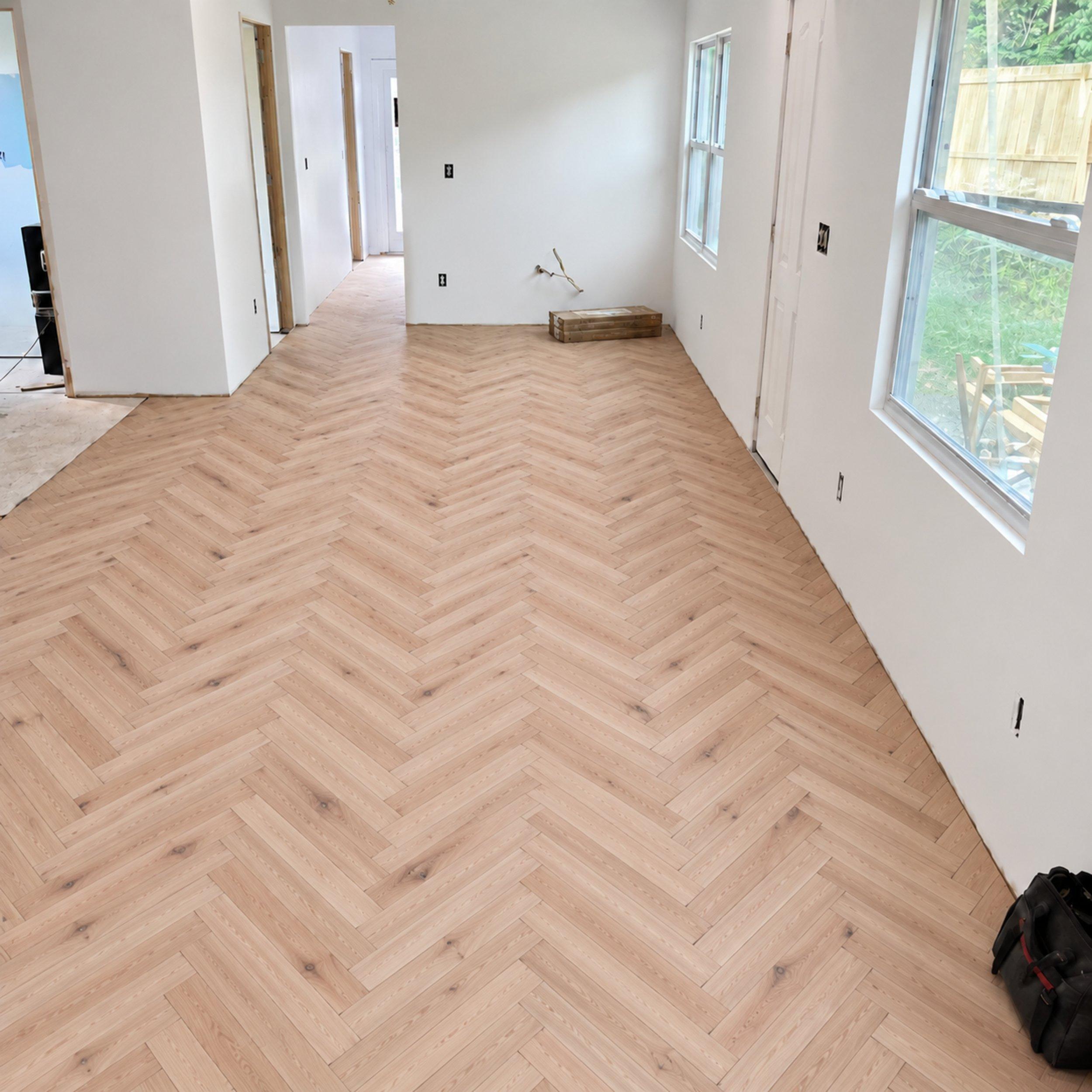 Unfinished Red Oak Solid Hardwood Character Grade
