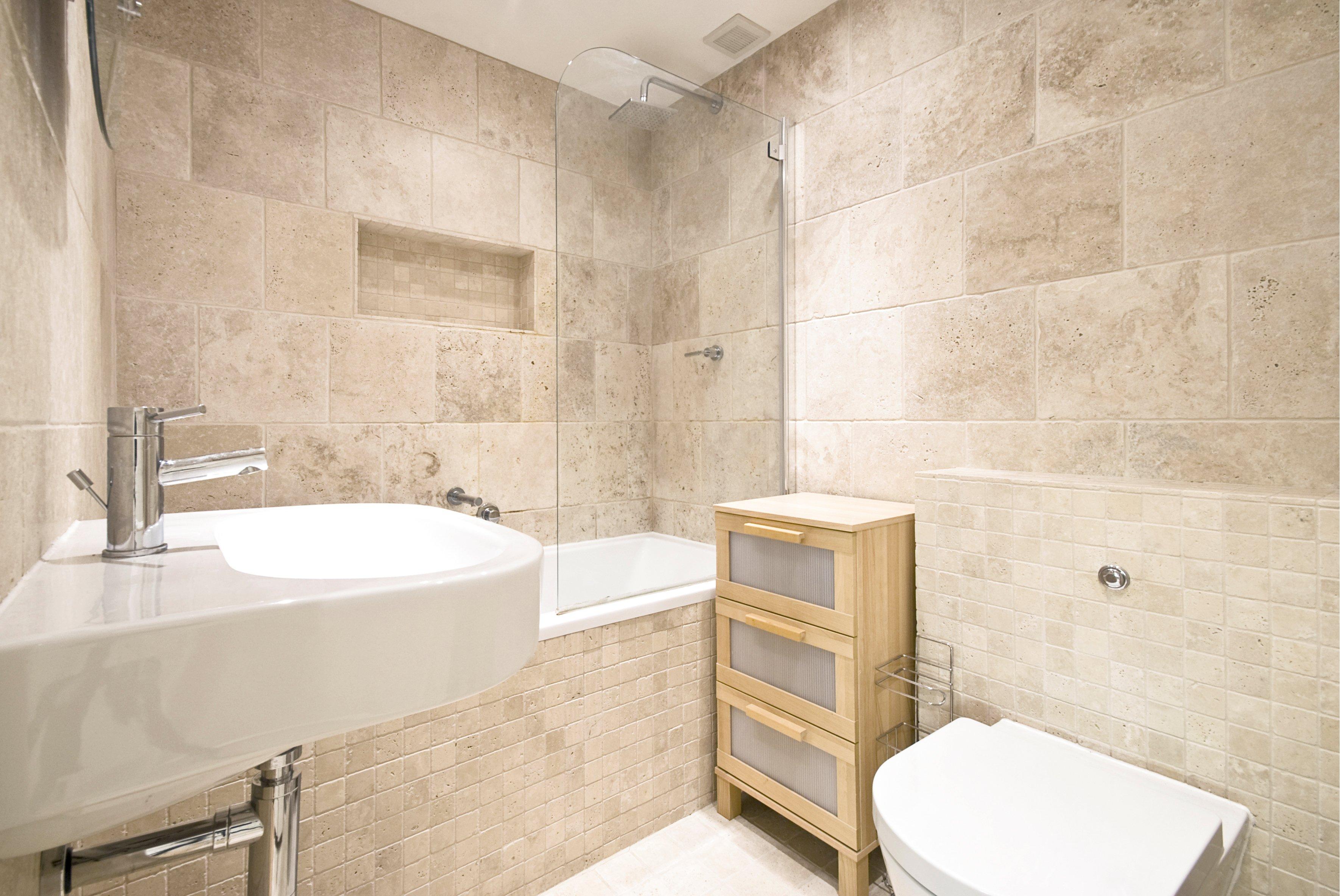 Crema Antiqua Tumbled Travertine Mosaic