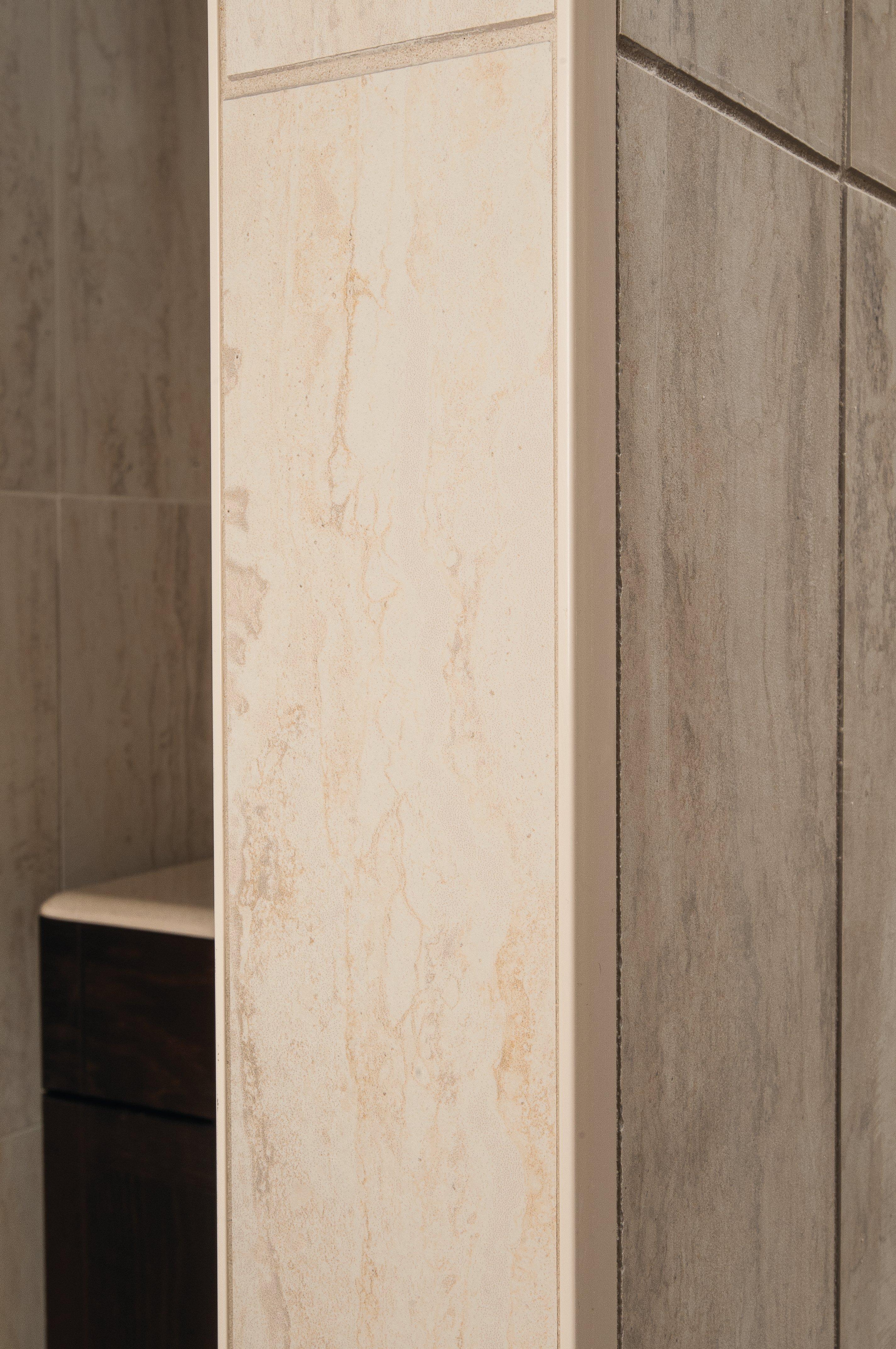 Schluter Rondec-Step-39 Out Corner 90 Degrees 1/2in. Aluminum Satin Copper