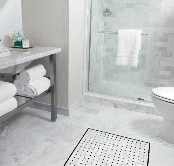 Hilton Savannah Bathroom