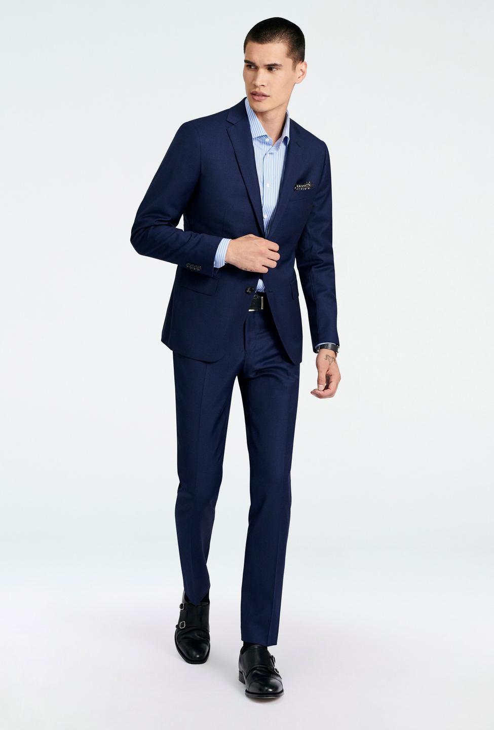 Blue suit - Malvern Houndstooth Design from Seasonal Indochino Collection