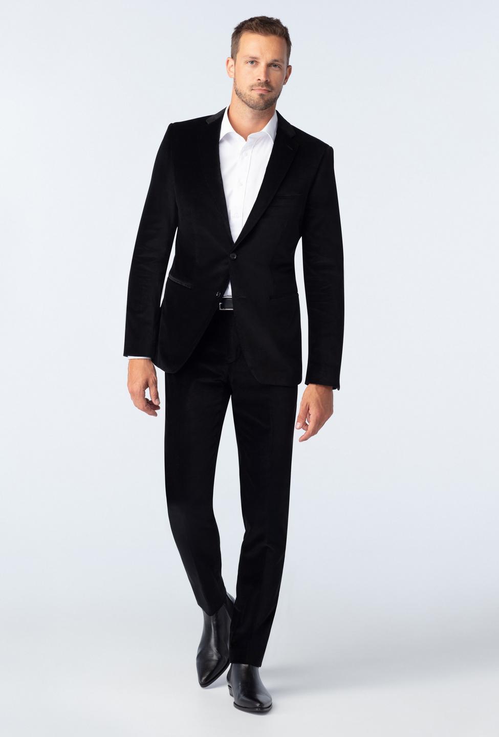 Black suit - Harford Solid Design from Premium Indochino Collection