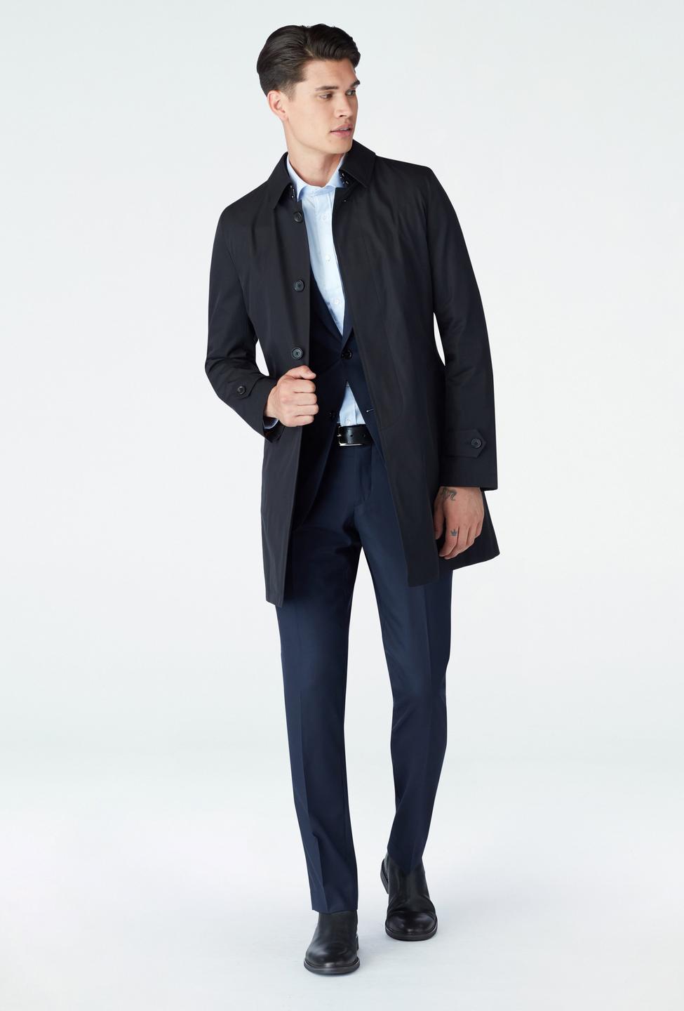 Black trenchcoat - Solid Design from Indochino Collection