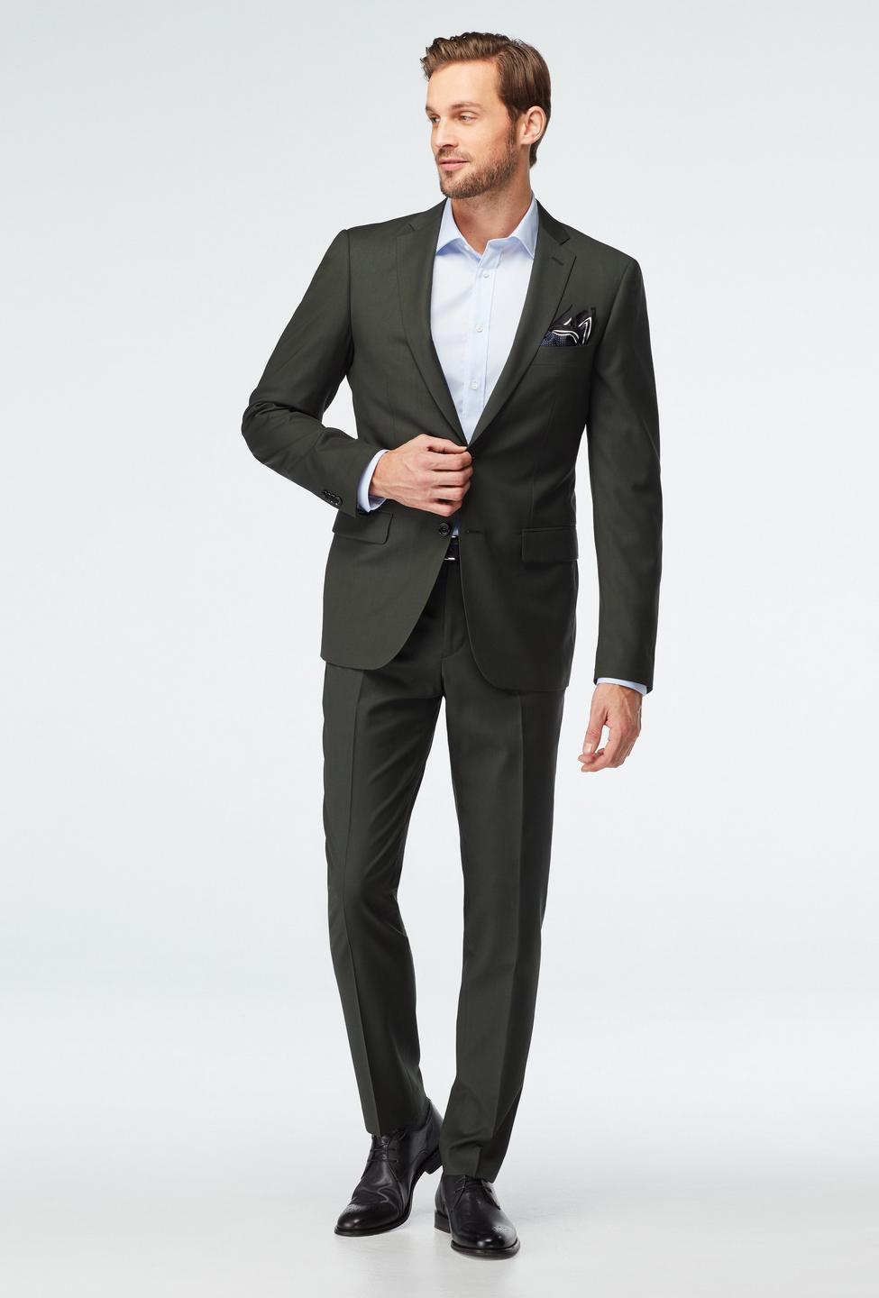 Green suit - Milano Solid Design from Indochino Collection