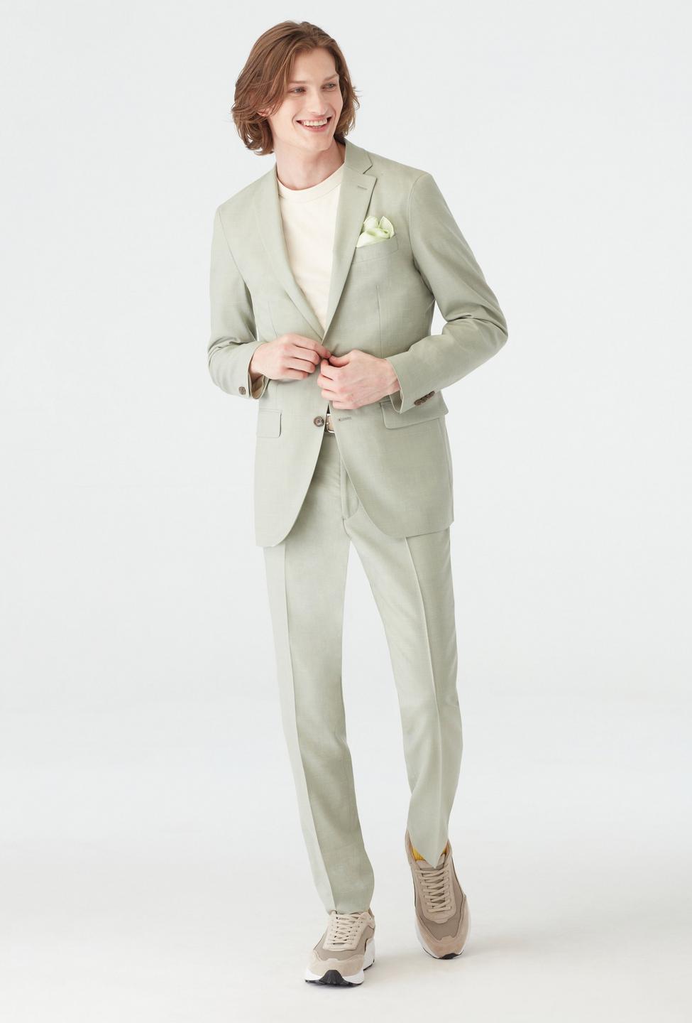 Green suit - Solid Design from Seasonal Indochino Collection