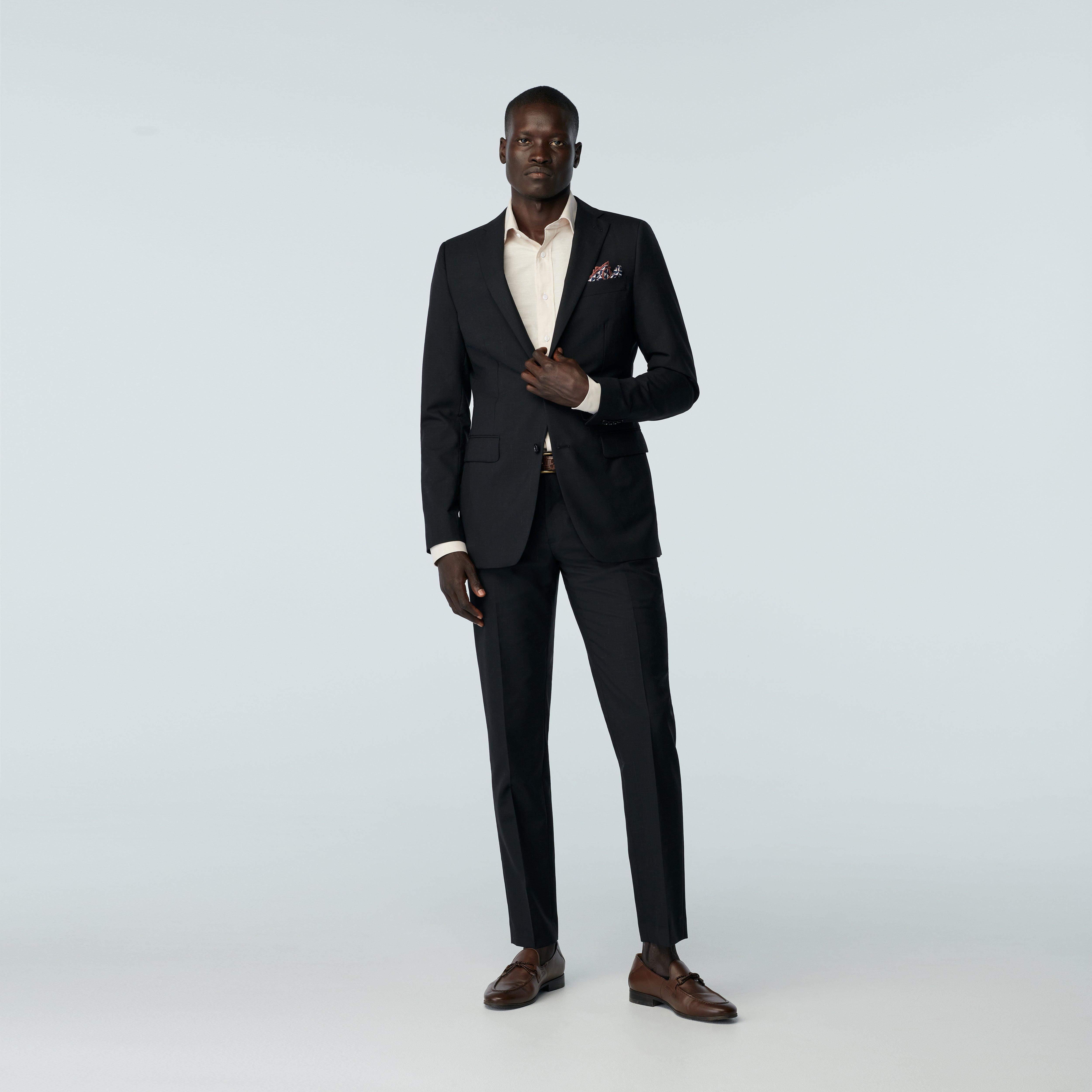 Suited Up with Indochino • Aventura Mall