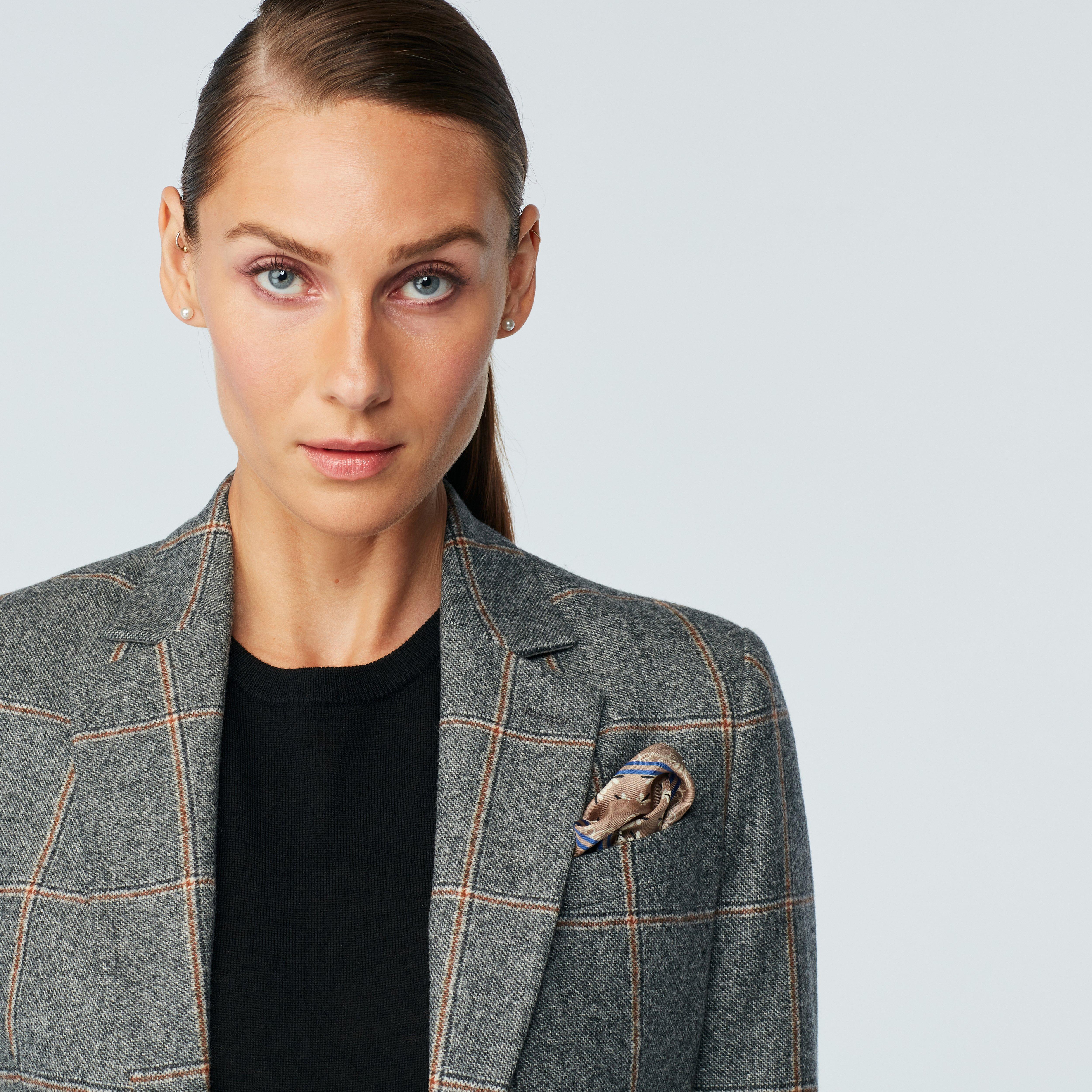 Product thumbnail 6 Gray suit women - Molveno Checked Design from Italian Indochino Collection