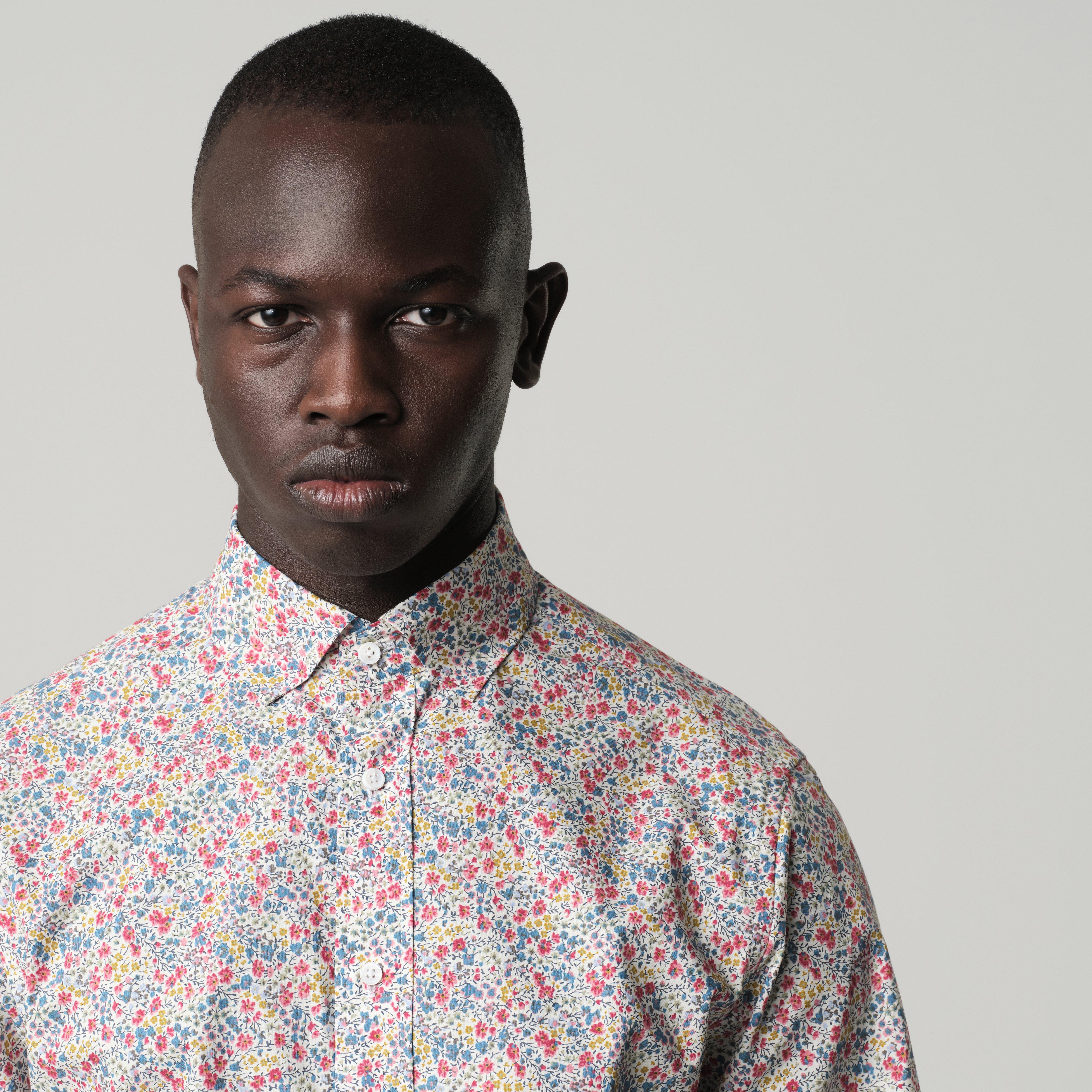 Product thumbnail 3 Red shirt - London Print Design from Indochino Collection