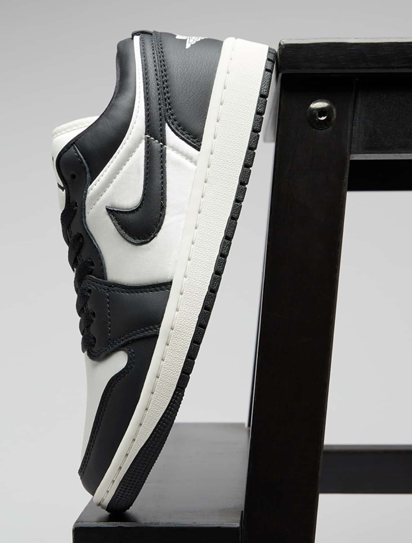 Vintage 1980s Nike shoes, from regular retro sneakers to classic Air  Jordans - Click Americana