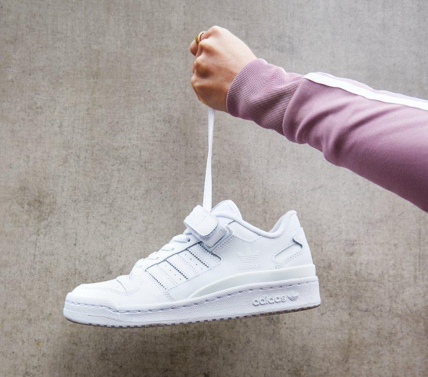 jd sports adidas white trainers