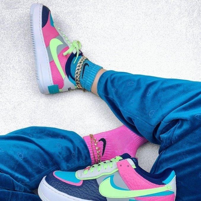 zapatillas Air Force 1 Shadow en colores llamativos