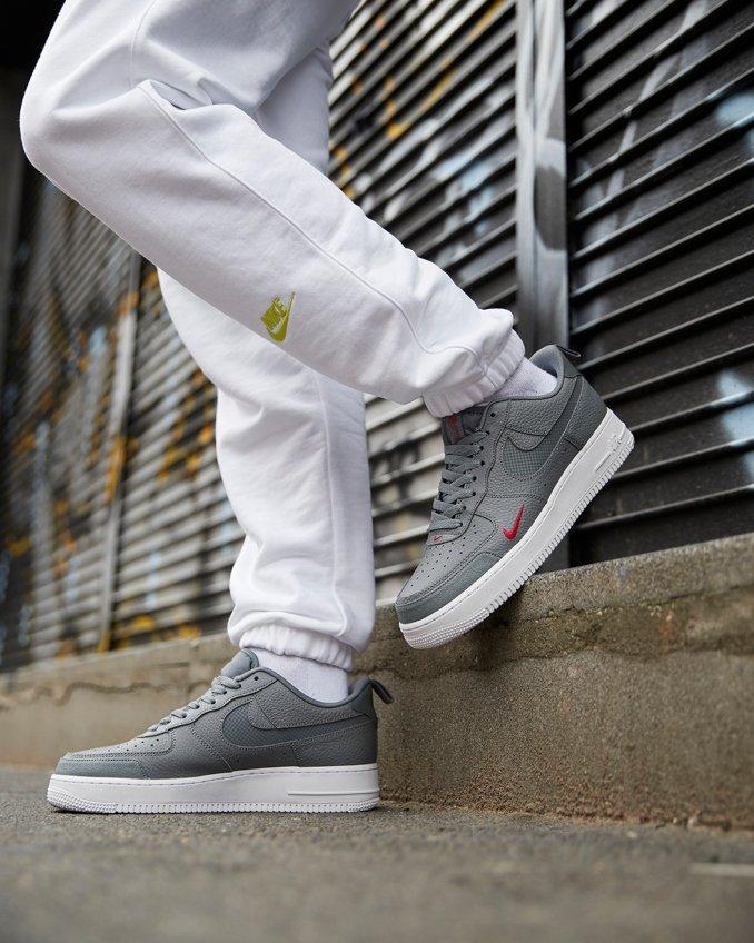 menor paquete Pickering Las diferencias entre Nike Air Force 1 y las '07 LV8 - JD Blog