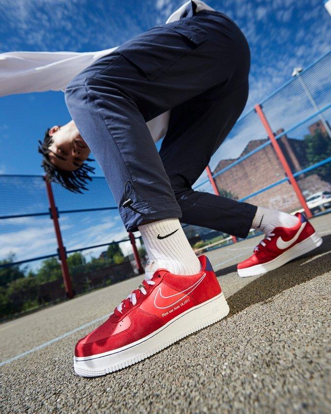 Nike Air Force 1 First Use rojas