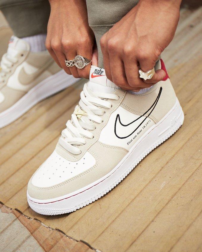 Nike Air Force 1 First Use blancas