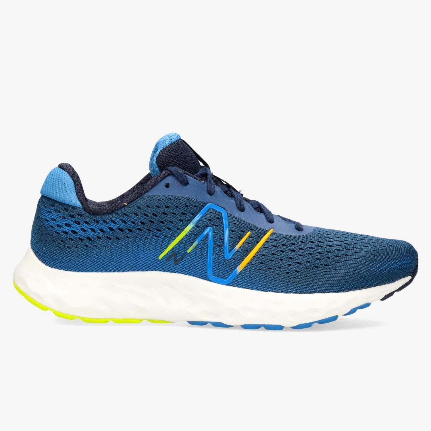New Balance 520 v8 hardloopschoenen