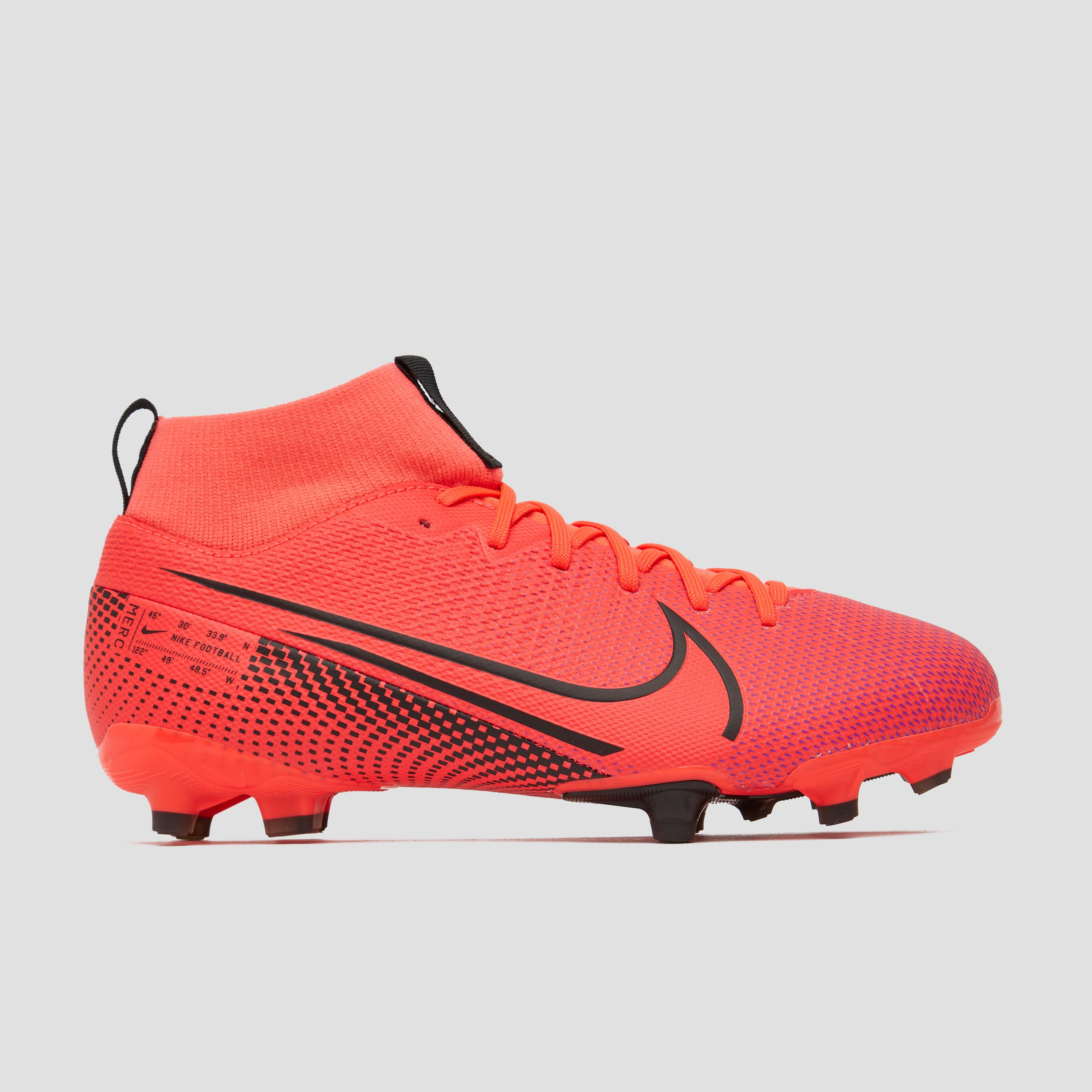 NIKE MERCURIAL JR SUPERFLY 7 ACADEMY BOOTS.