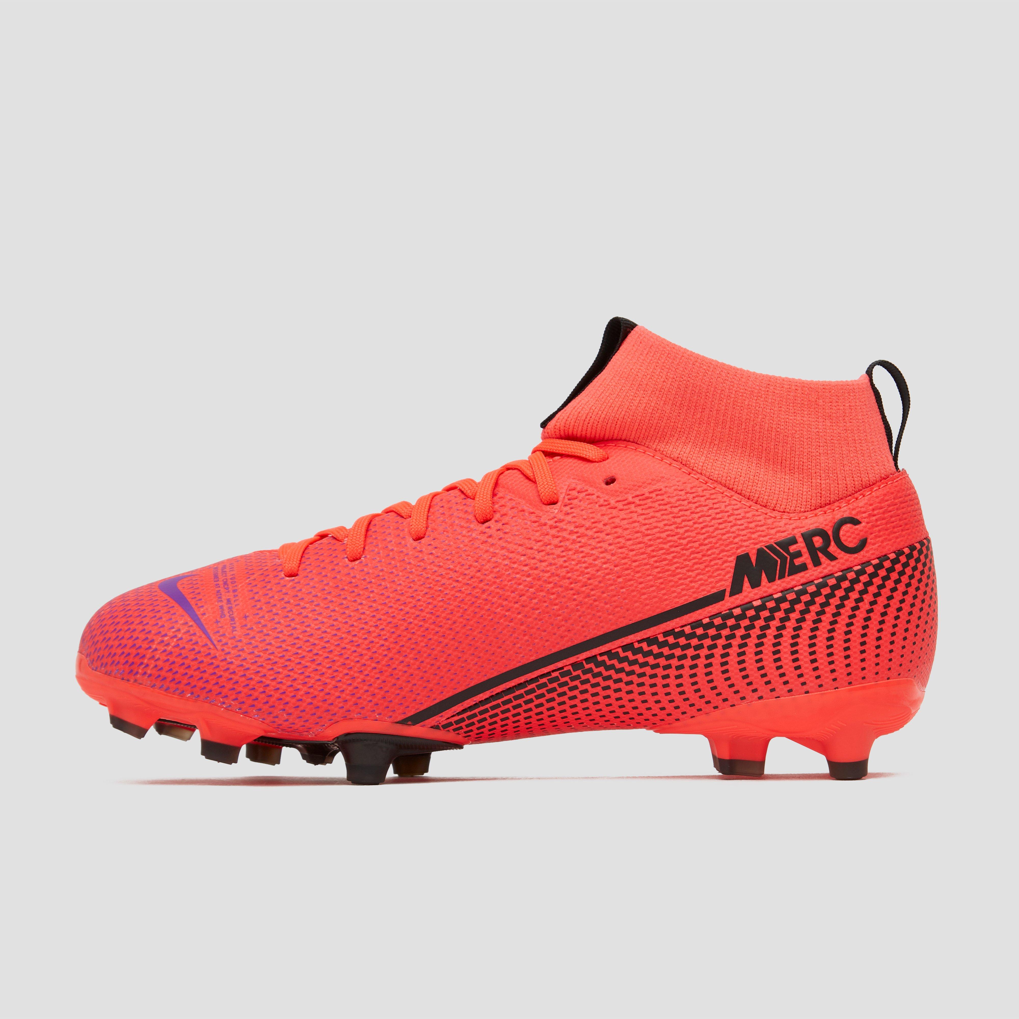 Nike Mercurial Superfly 6 Academy Shop Football Boots.