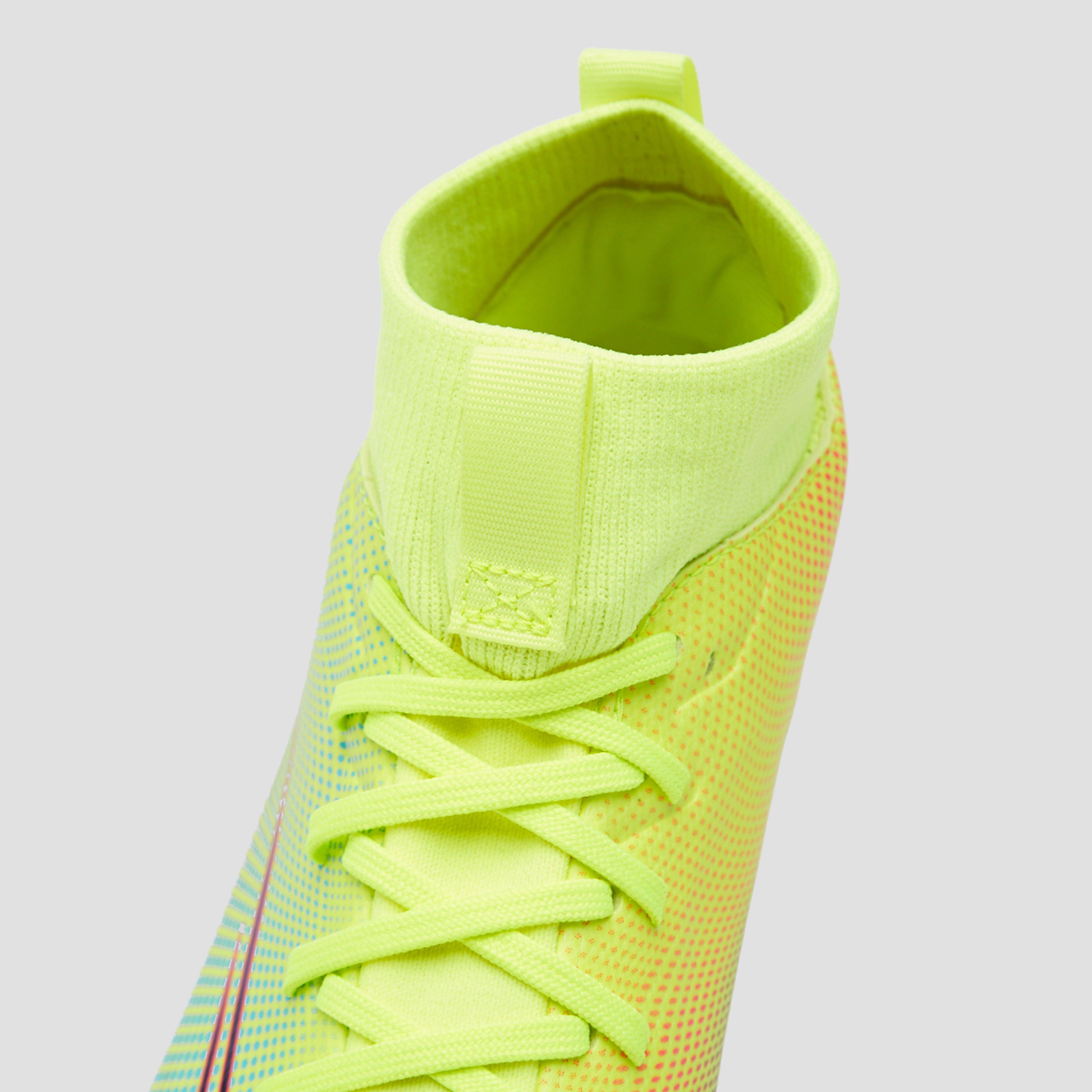 Nike CR7 Mercurial Superfly 6 Academy TF Pure Platinum.