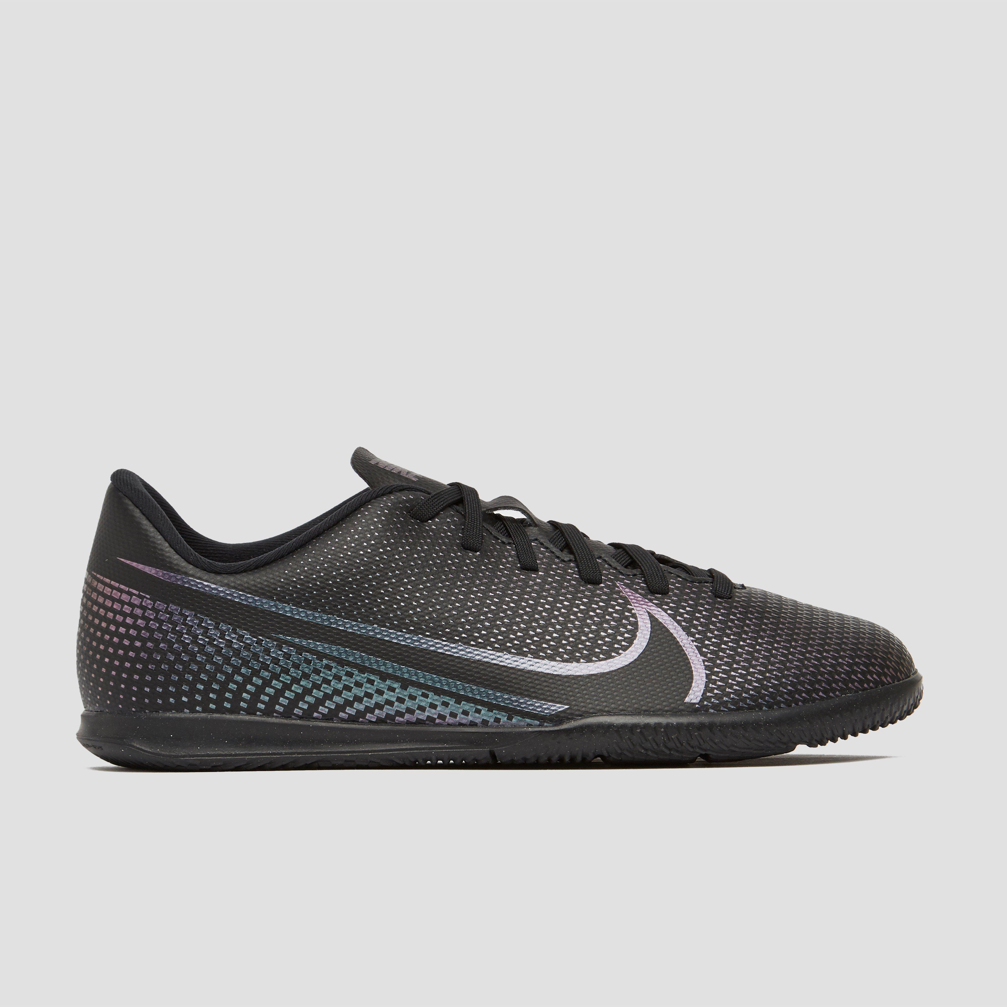 nike mercurial sneakers