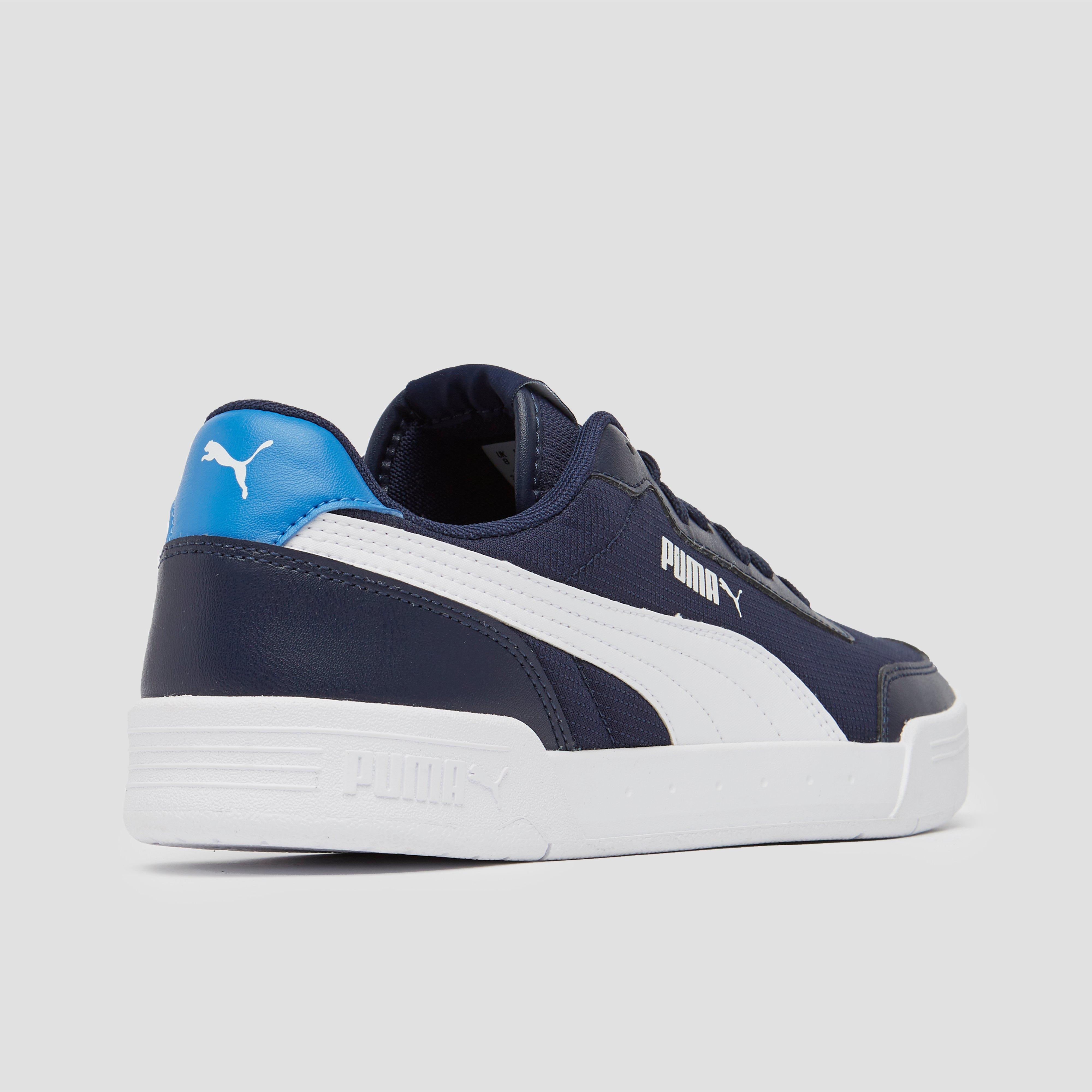 caracal style sneakers