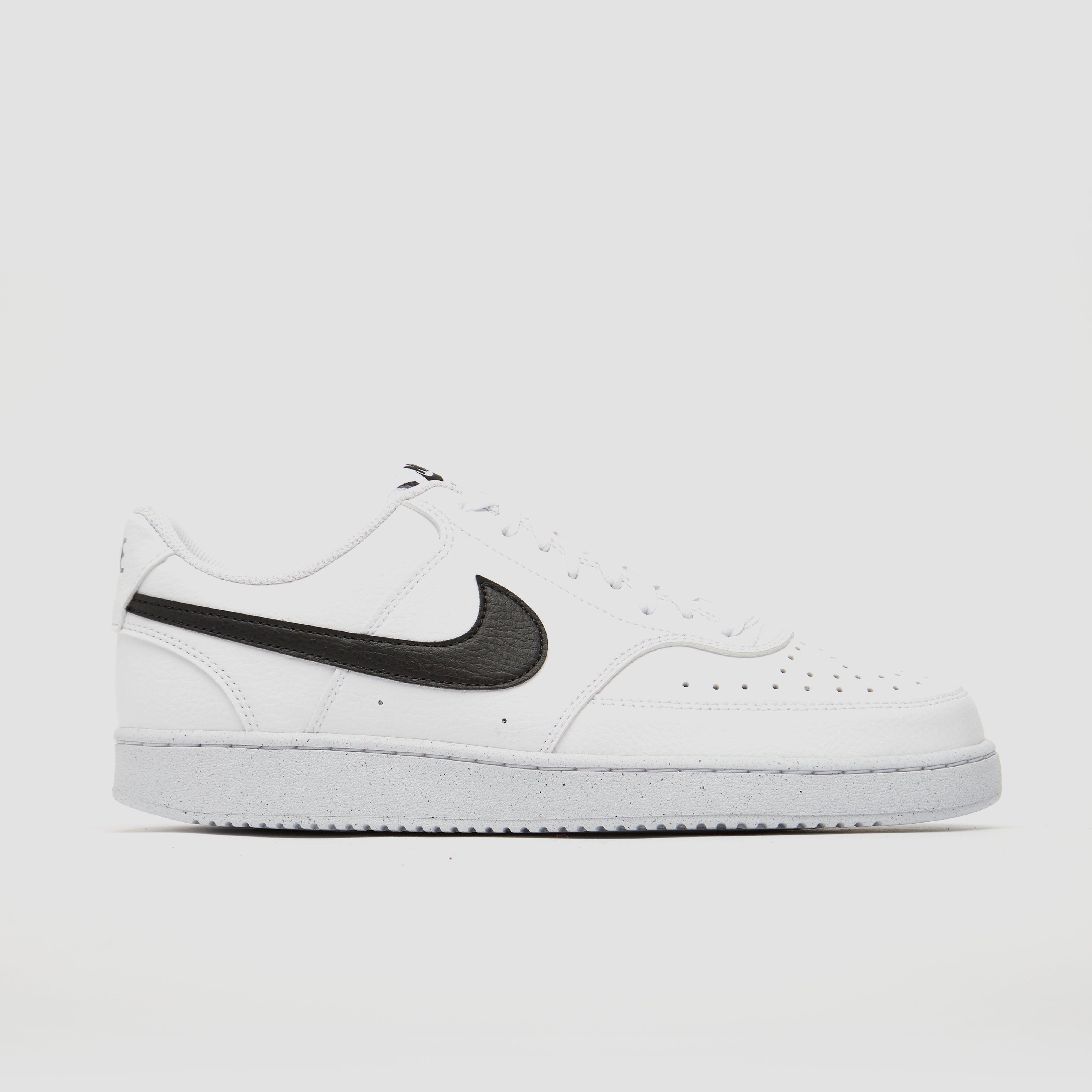 Monet Spreek uit Ringlet NIKE COURT VISION LOW SNEAKERS WIT/ZWART HEREN