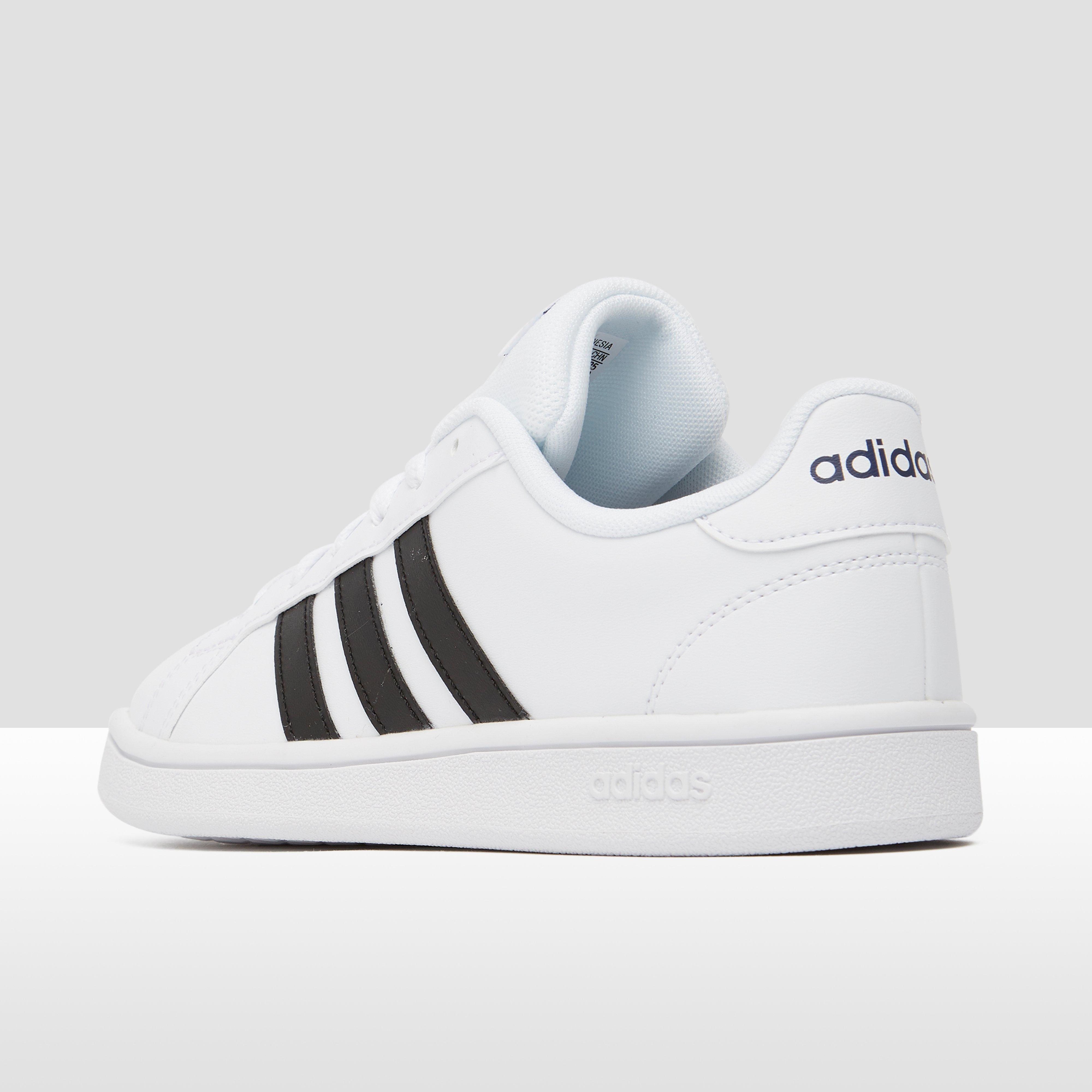 superstar slip on zwart