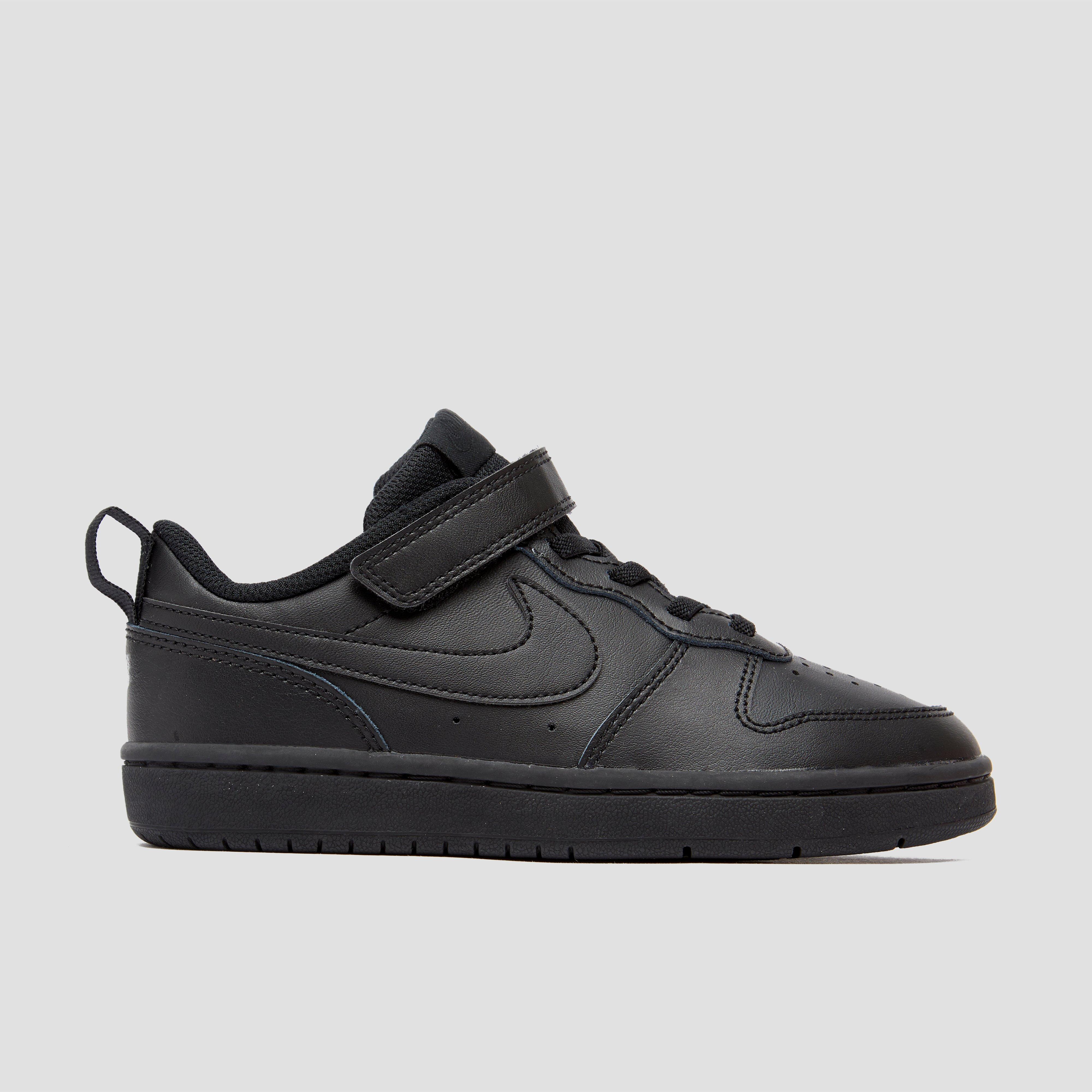 nike court borough zwart