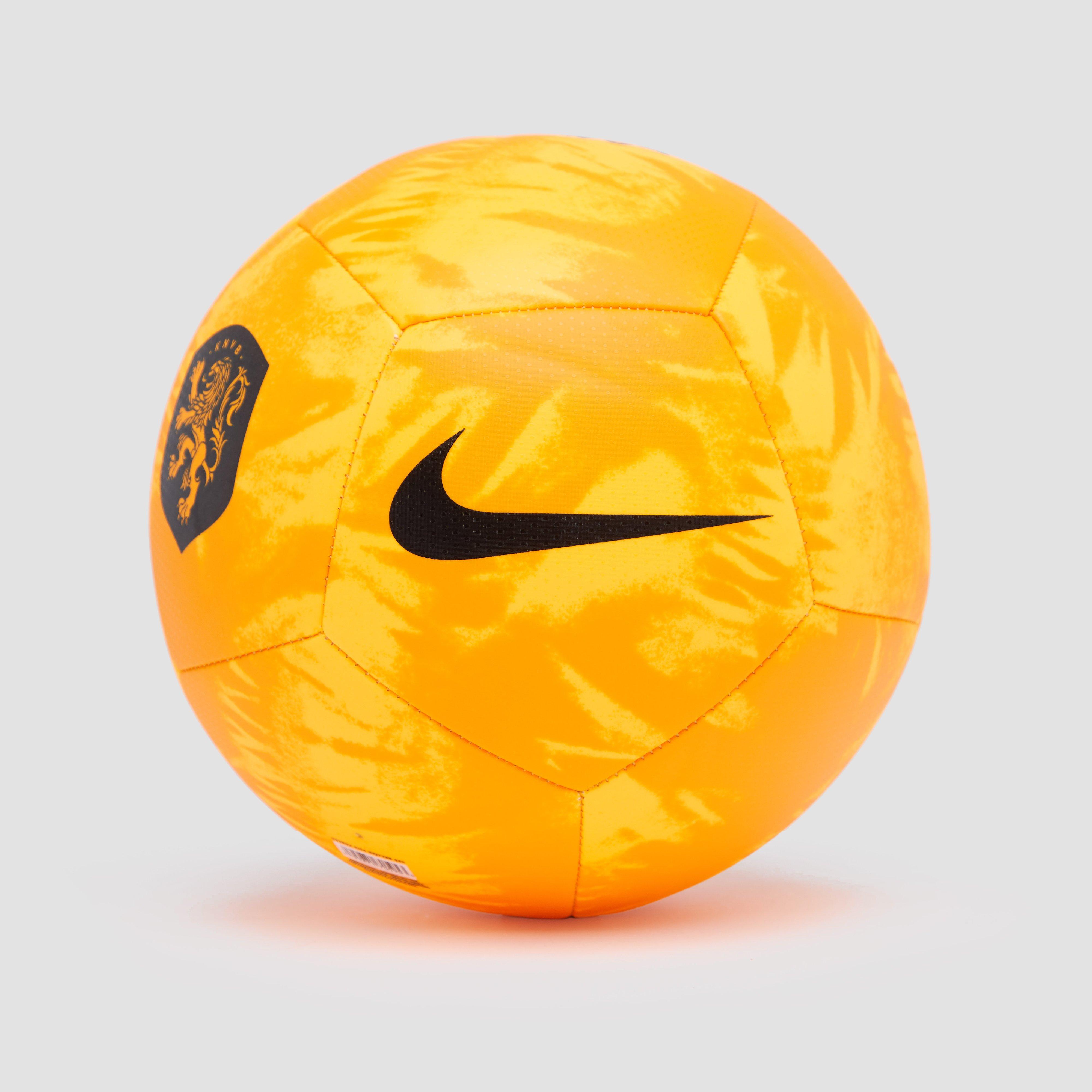 NIKE KNVB NEDERLAND PITCH VOETBAL ORANJE