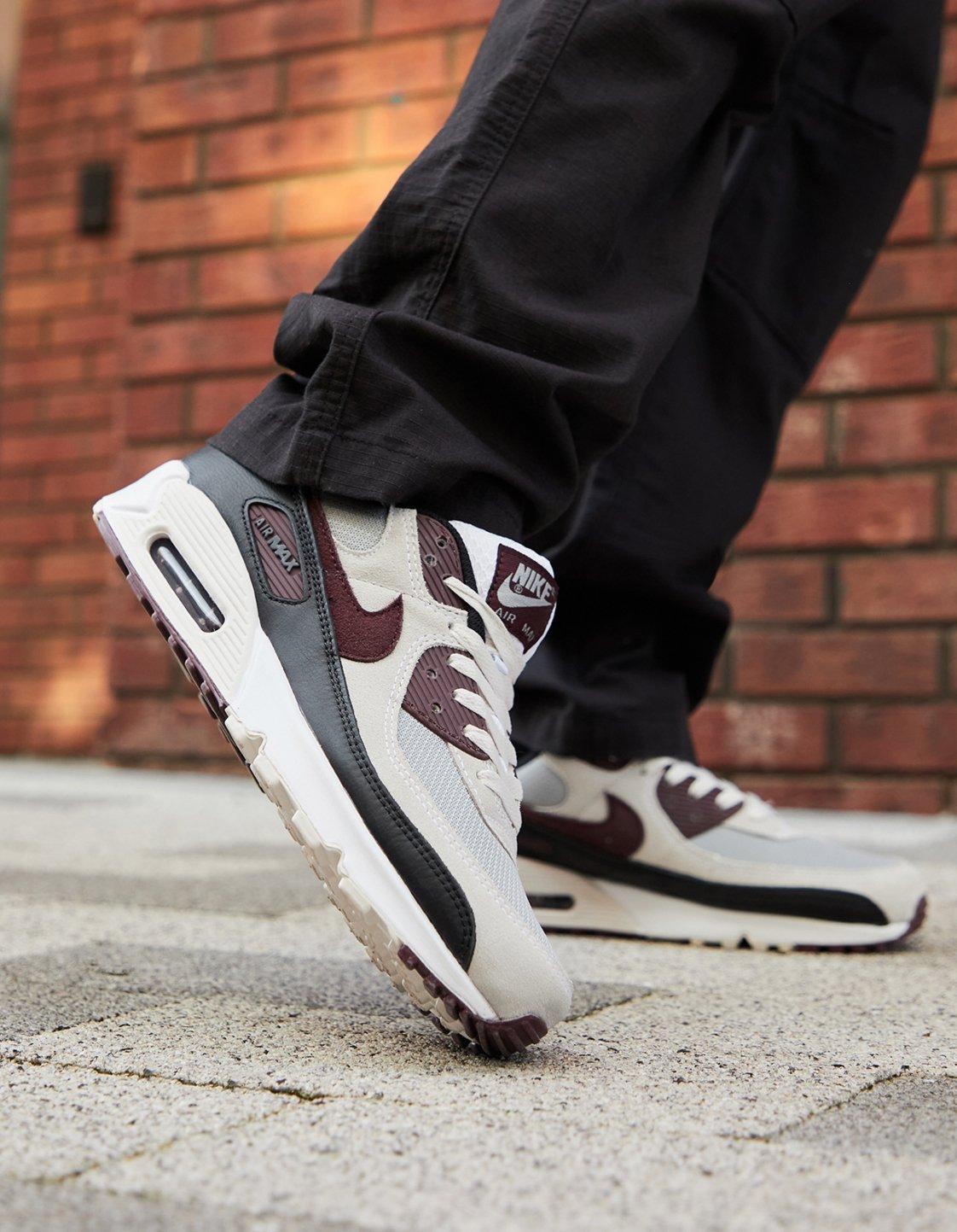 Nike Air Max 90