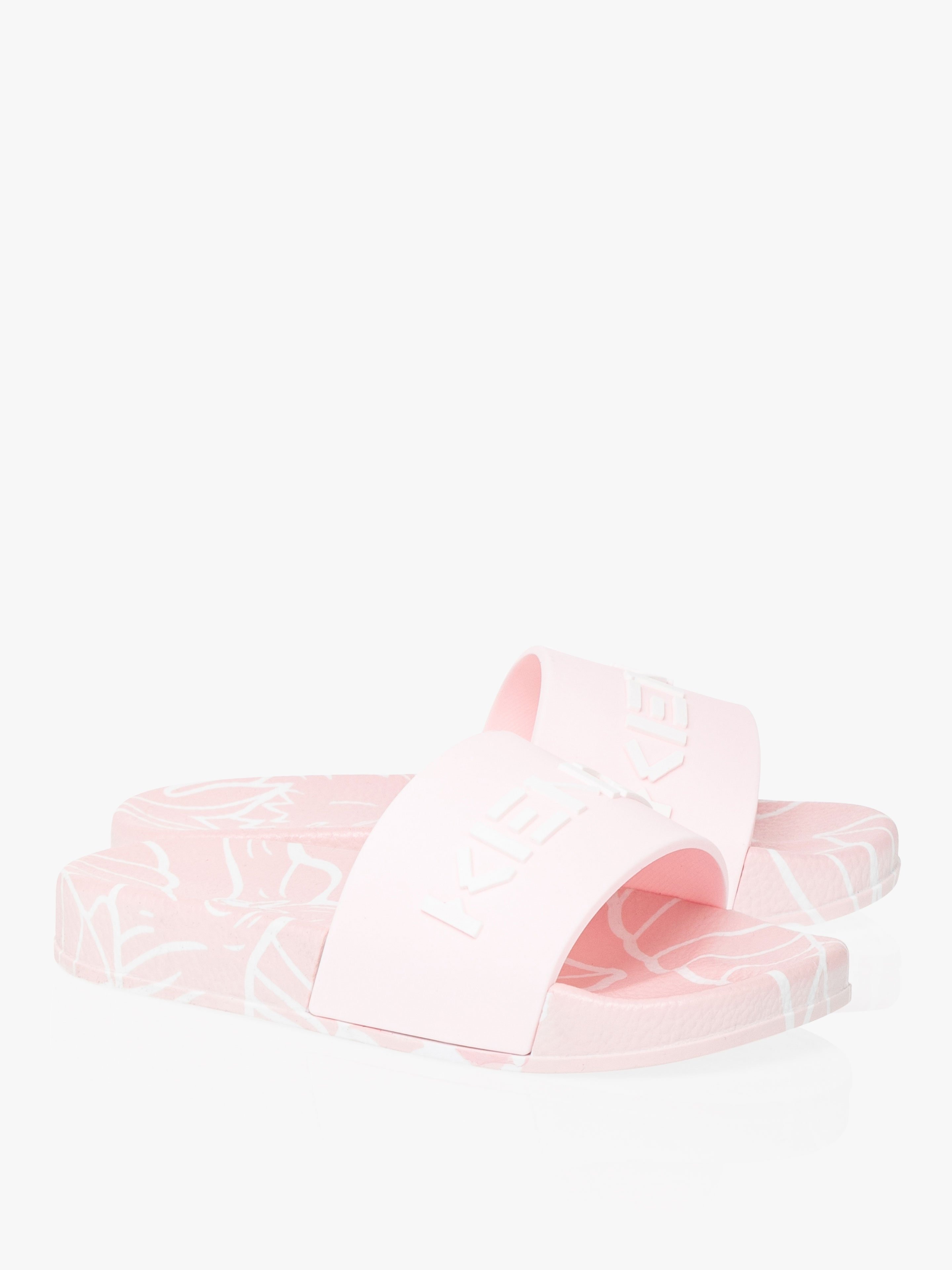 chaco with no back strap