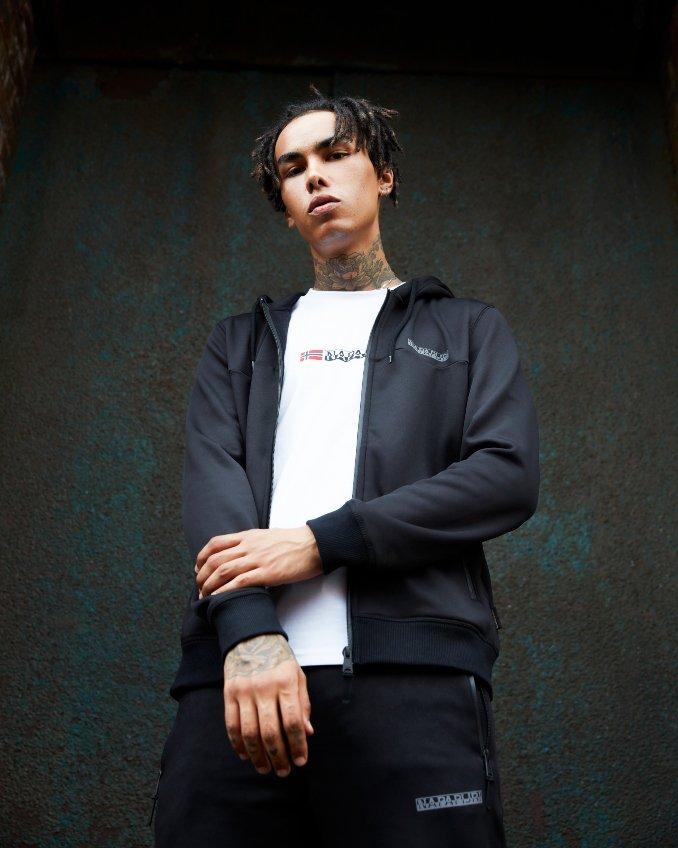 Chaqueta de chándal y camiseta Napapijri