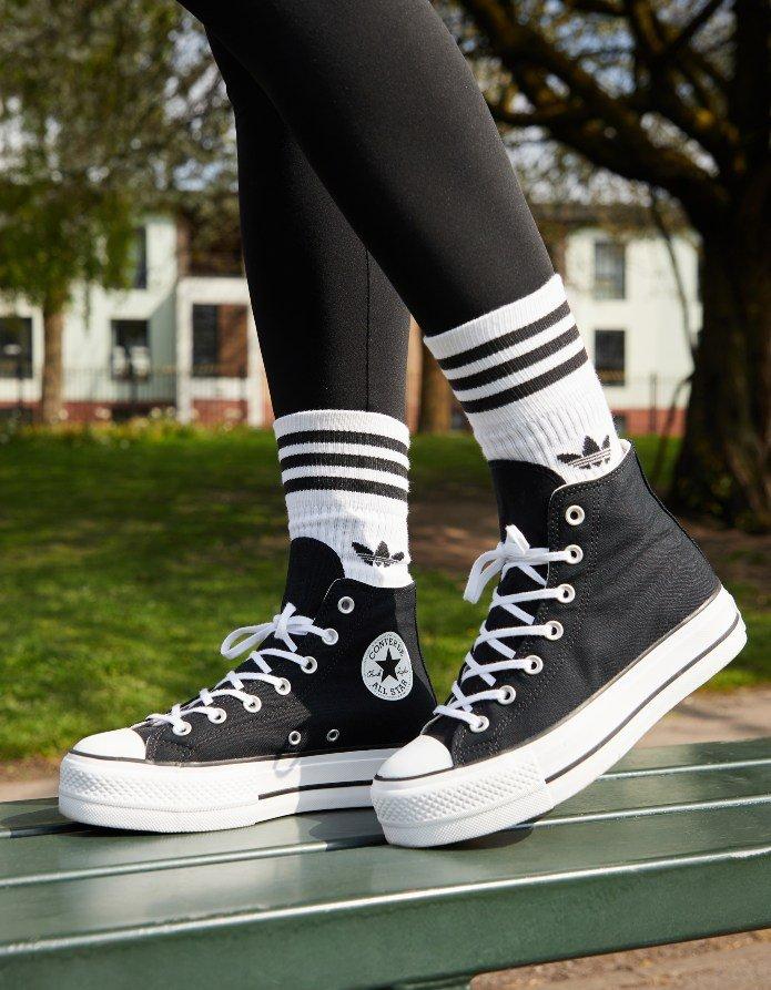 Converse negras talla clearance 35