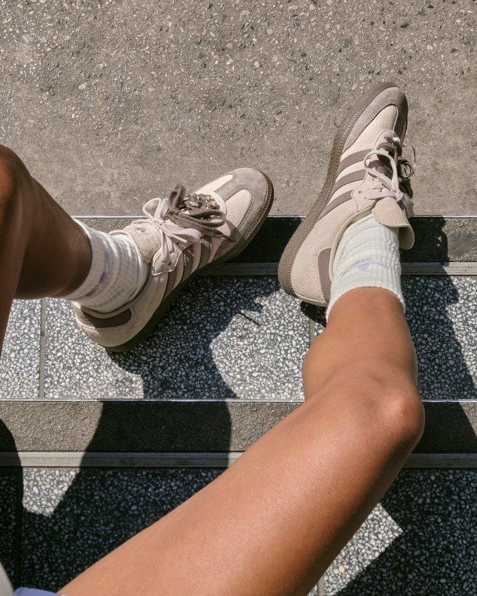 adidas Samba con falda