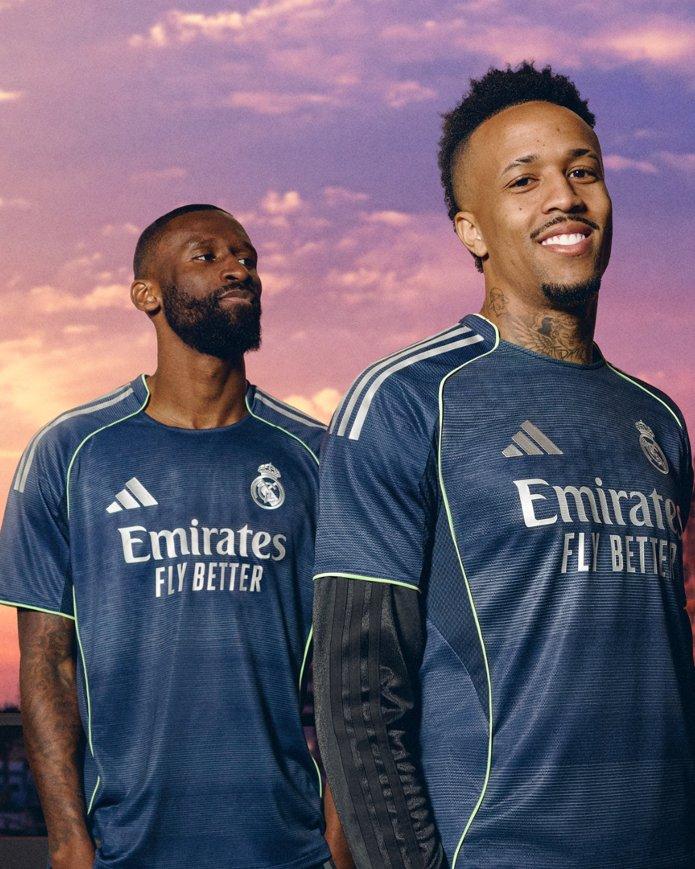 Segunda Equipación 2025-26 de Real Madrid
