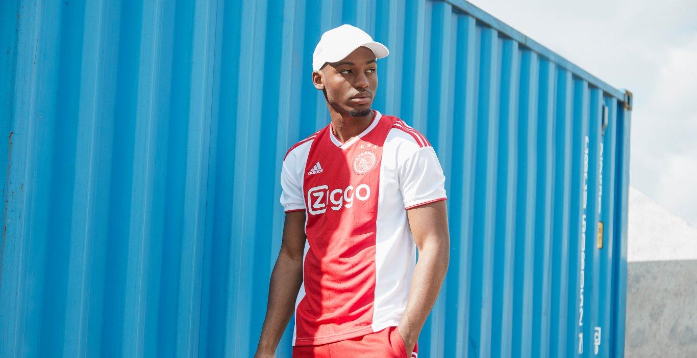 Equipación del Ajax de Ámsterdam