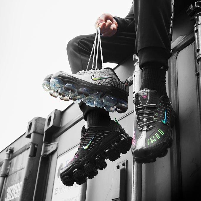 NIKE VAPORMAX 360 3