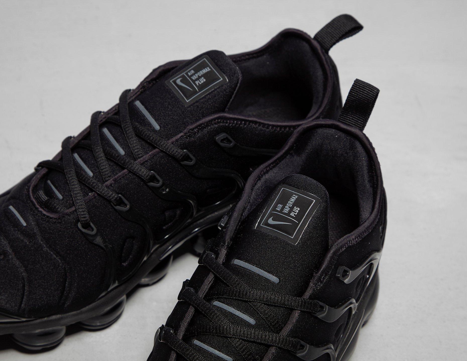 Mens nike 2024 vapormax plus black