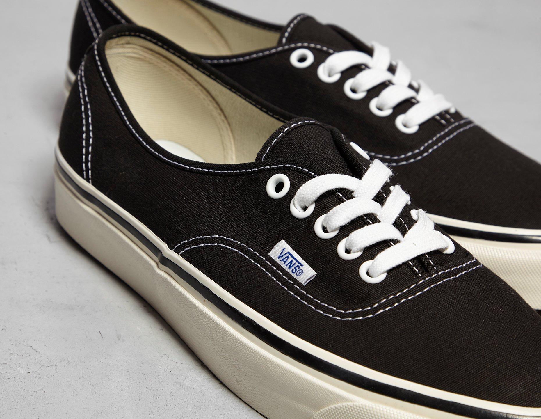 vans anaheim authentic 44