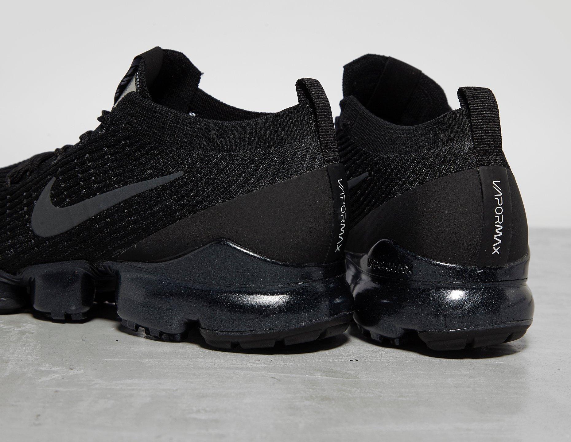 Buy Nike Men s Air Vapormax Flyknit 3 Running Shoes 14