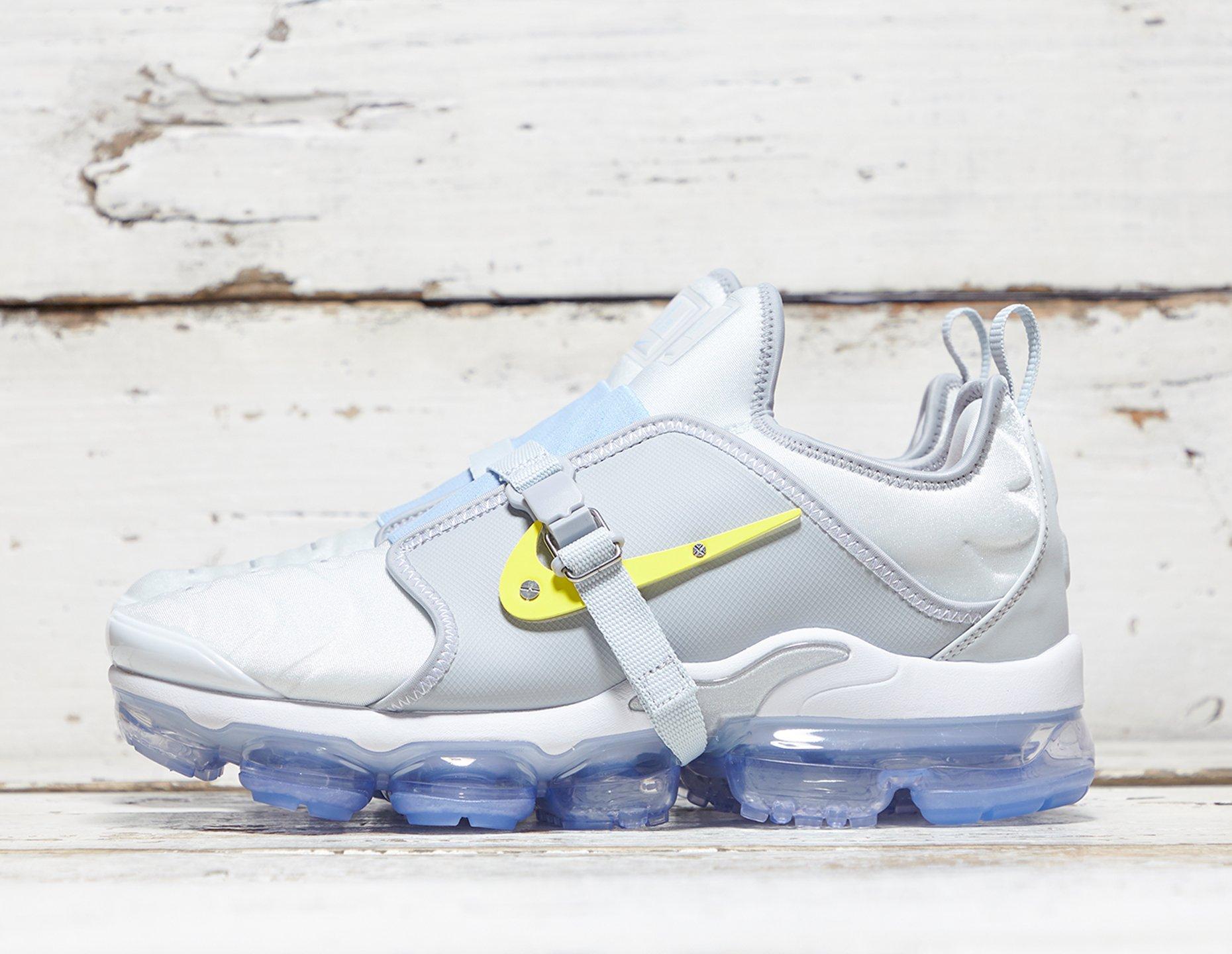vapormax plus on air qs