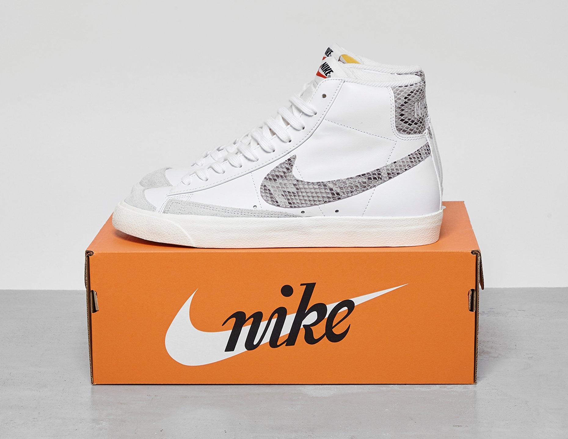 nike blazer 77 snakeskin