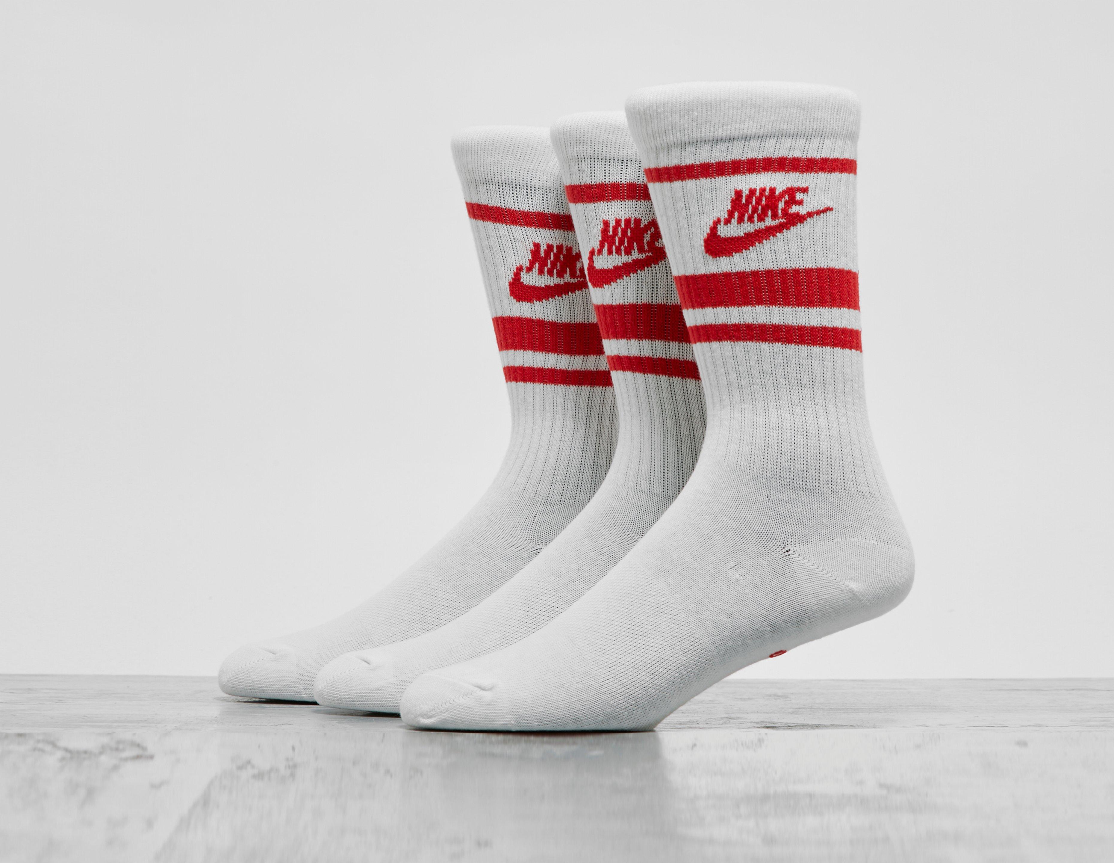 White red best sale nike socks