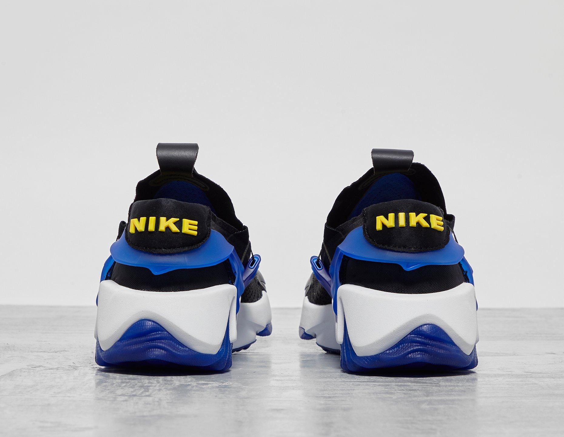 nike adapt huarache qs