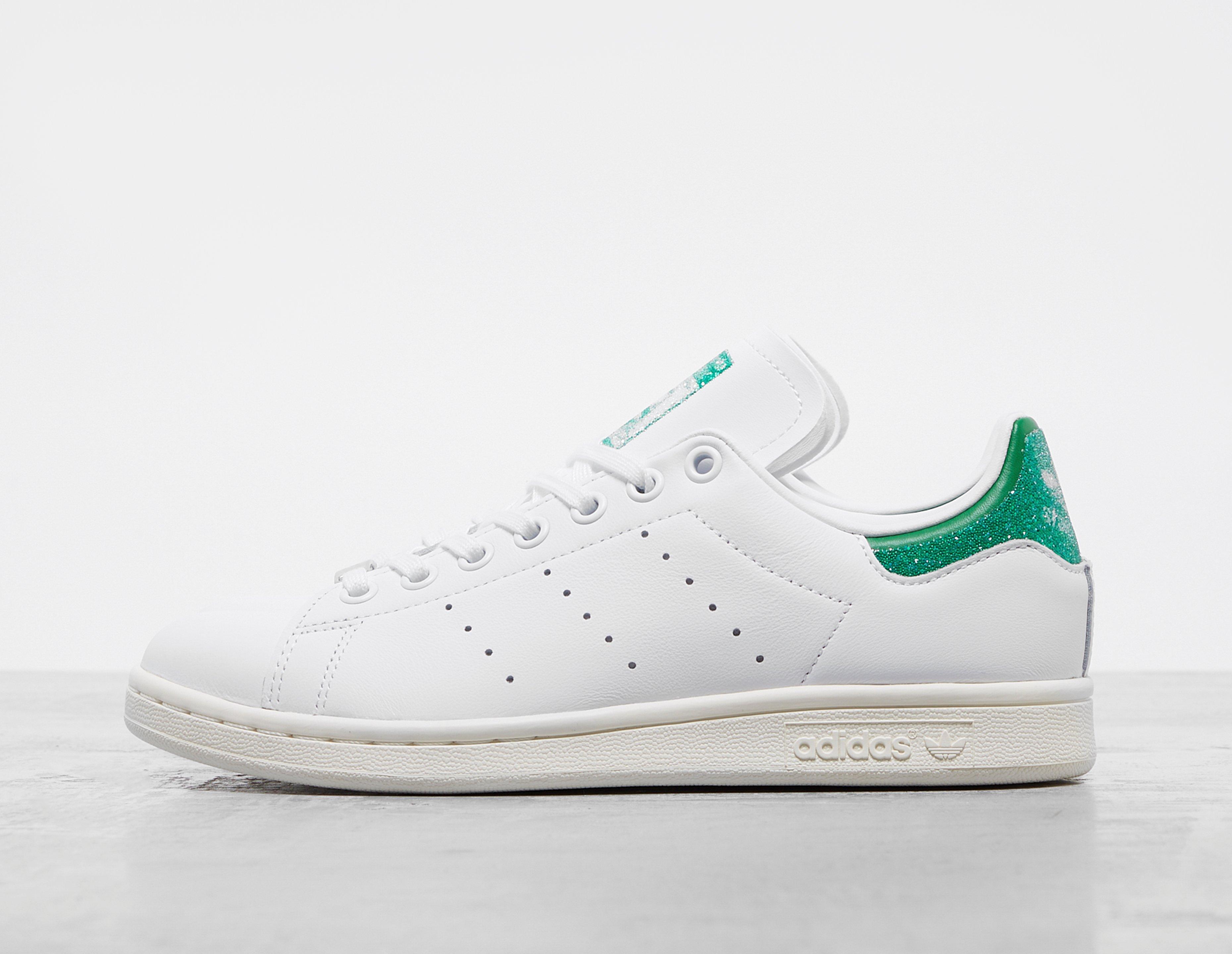 stan smith green and white