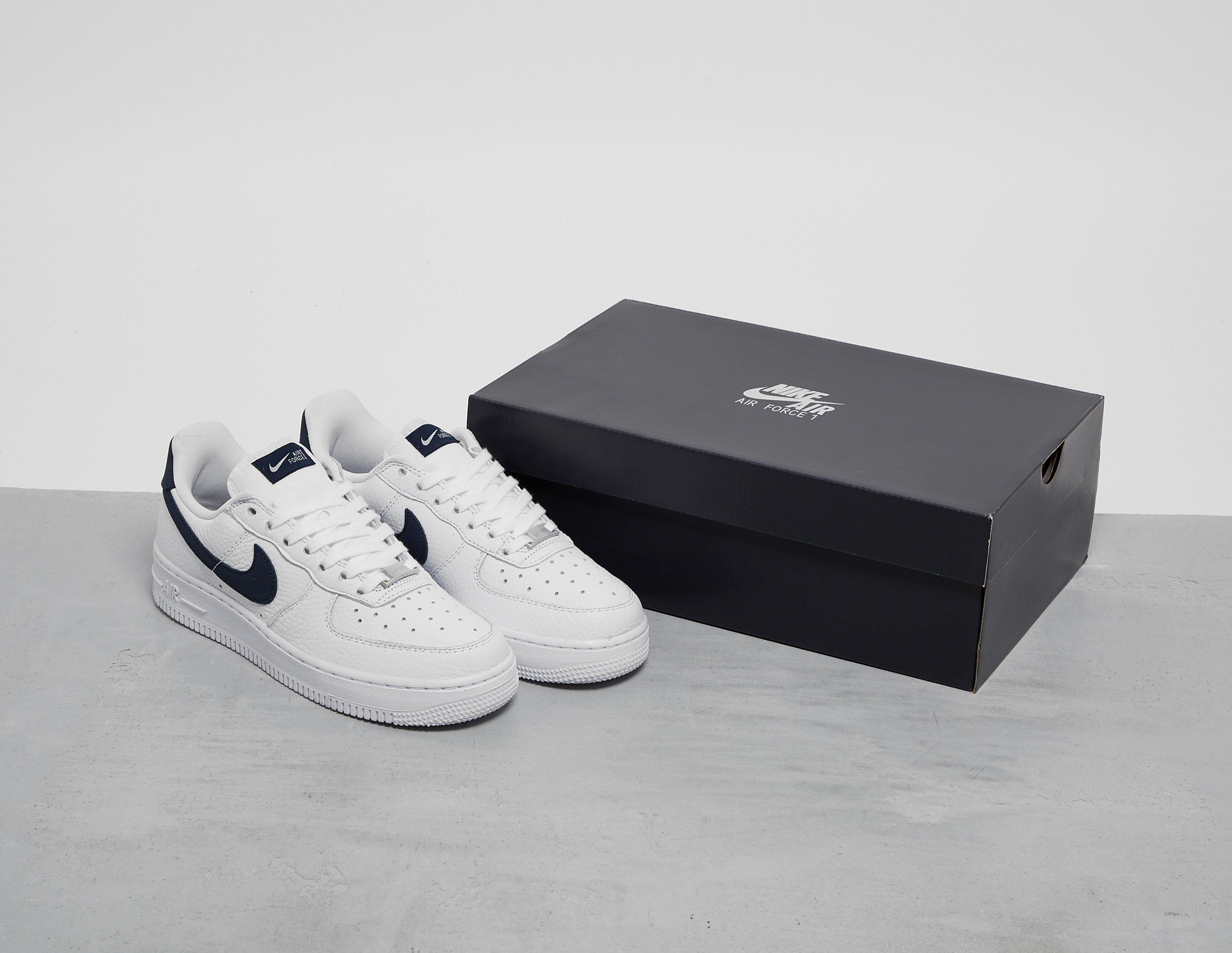 nike roshe pattern shoes