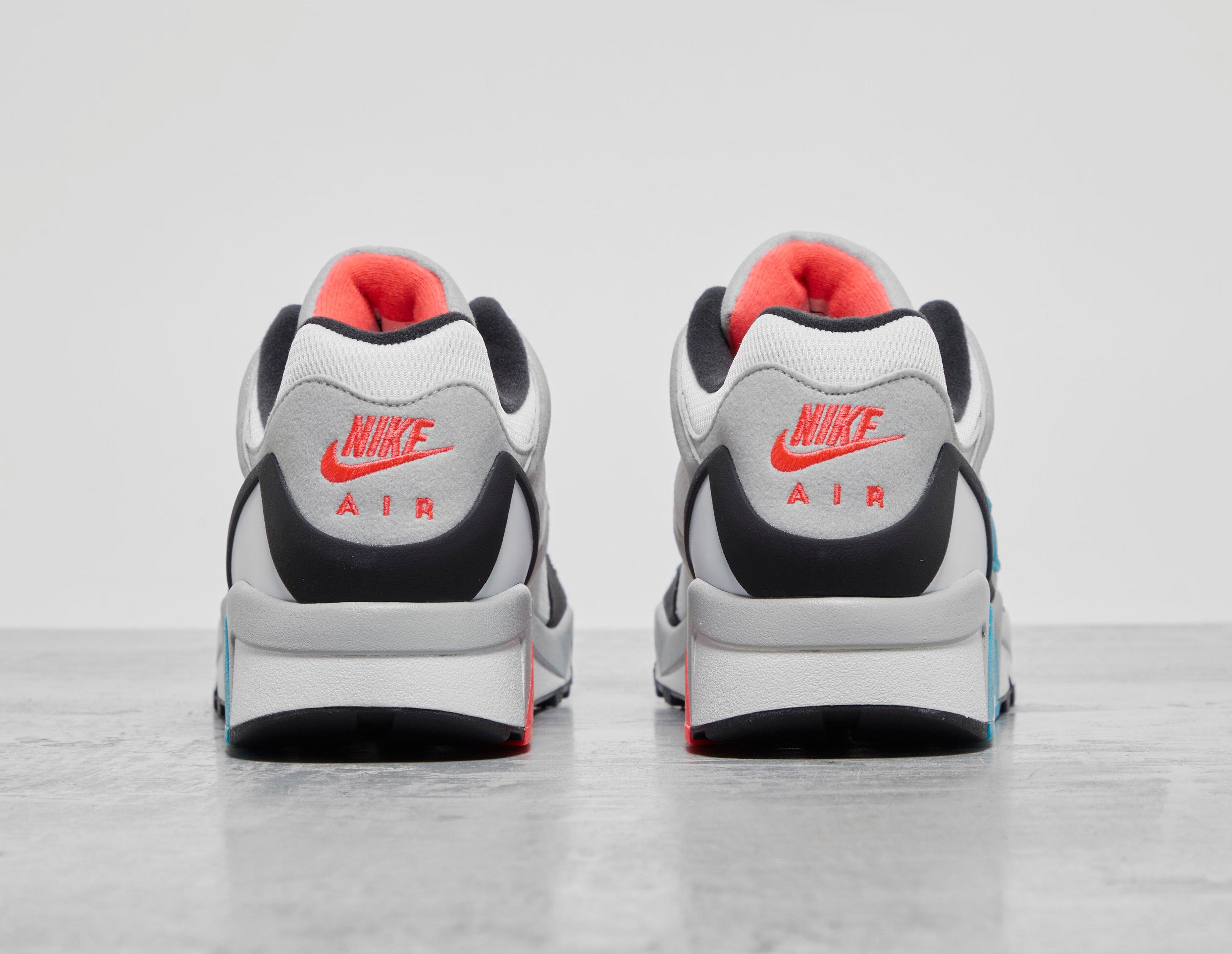 nike triax structure women's