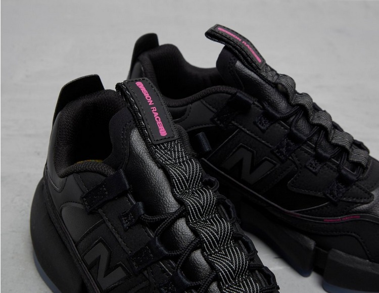 Black New Balance x Jaden Smith Vision Racer | Características New