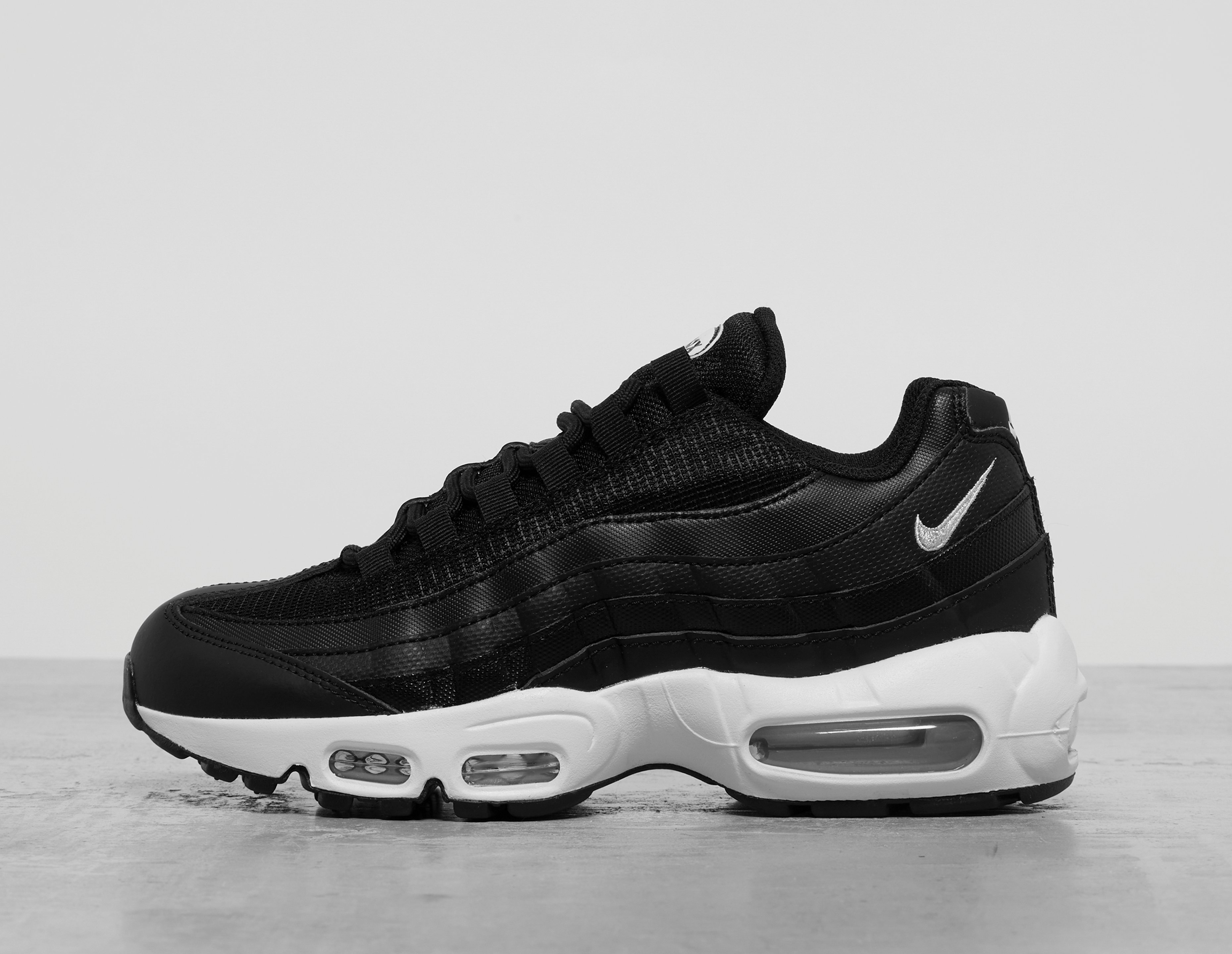 Black Nike Air Max 95 Essential Women's | Footpatrol