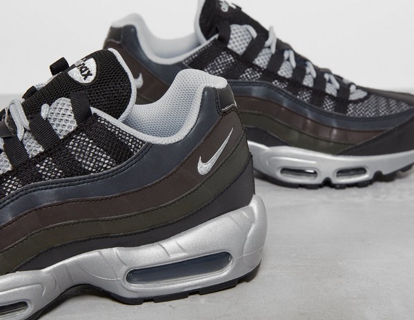 Black Nike Air Max 95 Prm Footpatrol