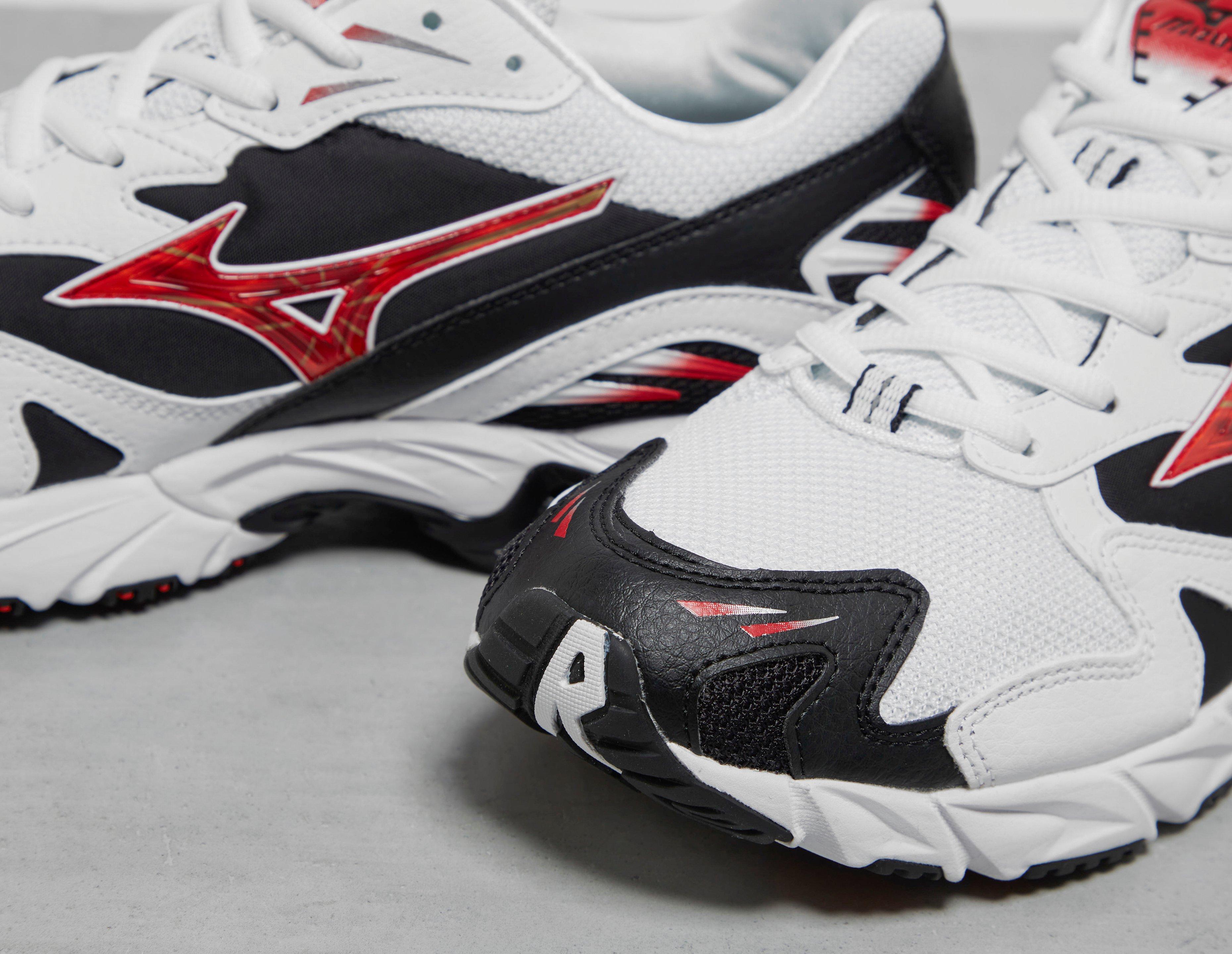 mizuno wave real bb2